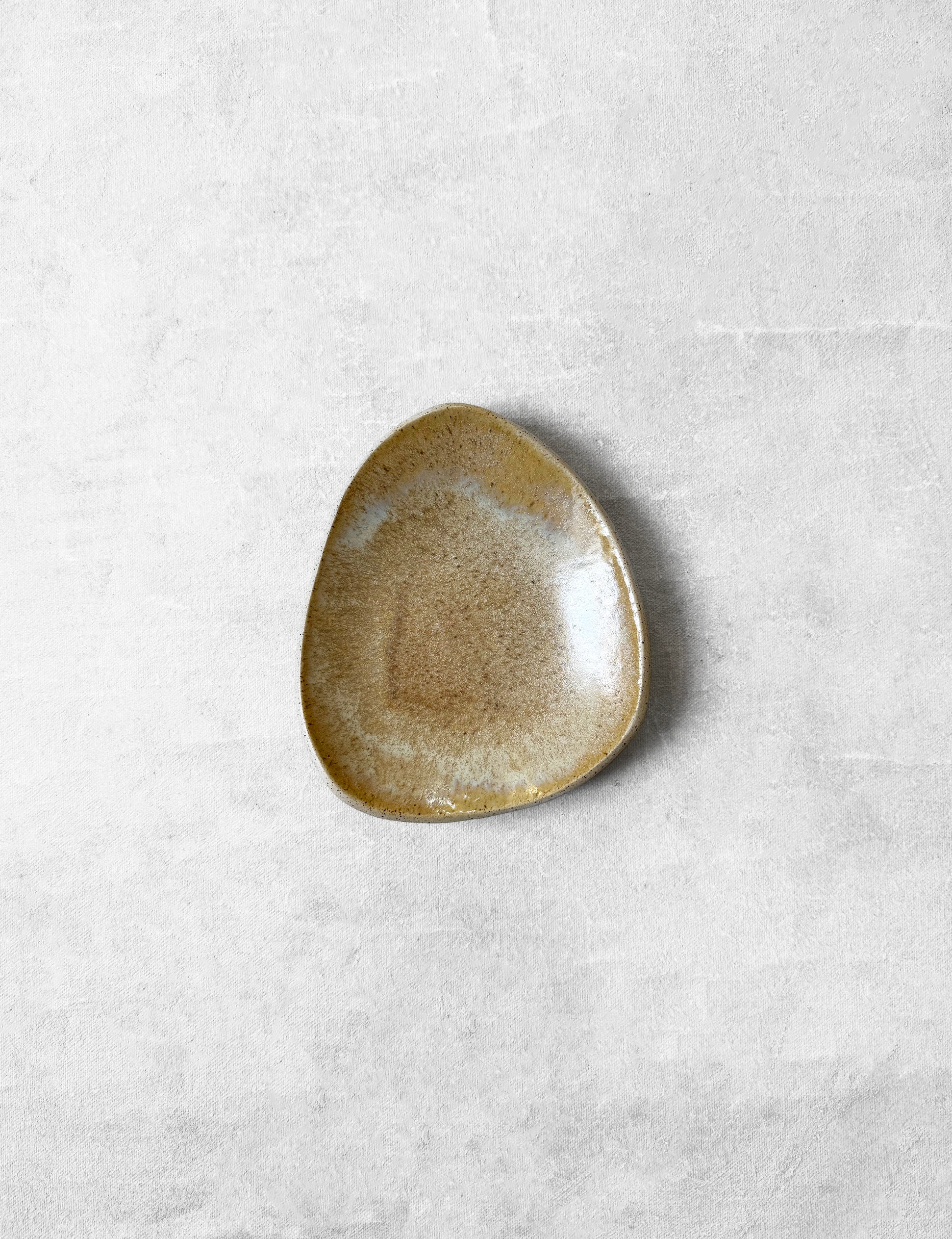 Tapas Plate in Antique Beige