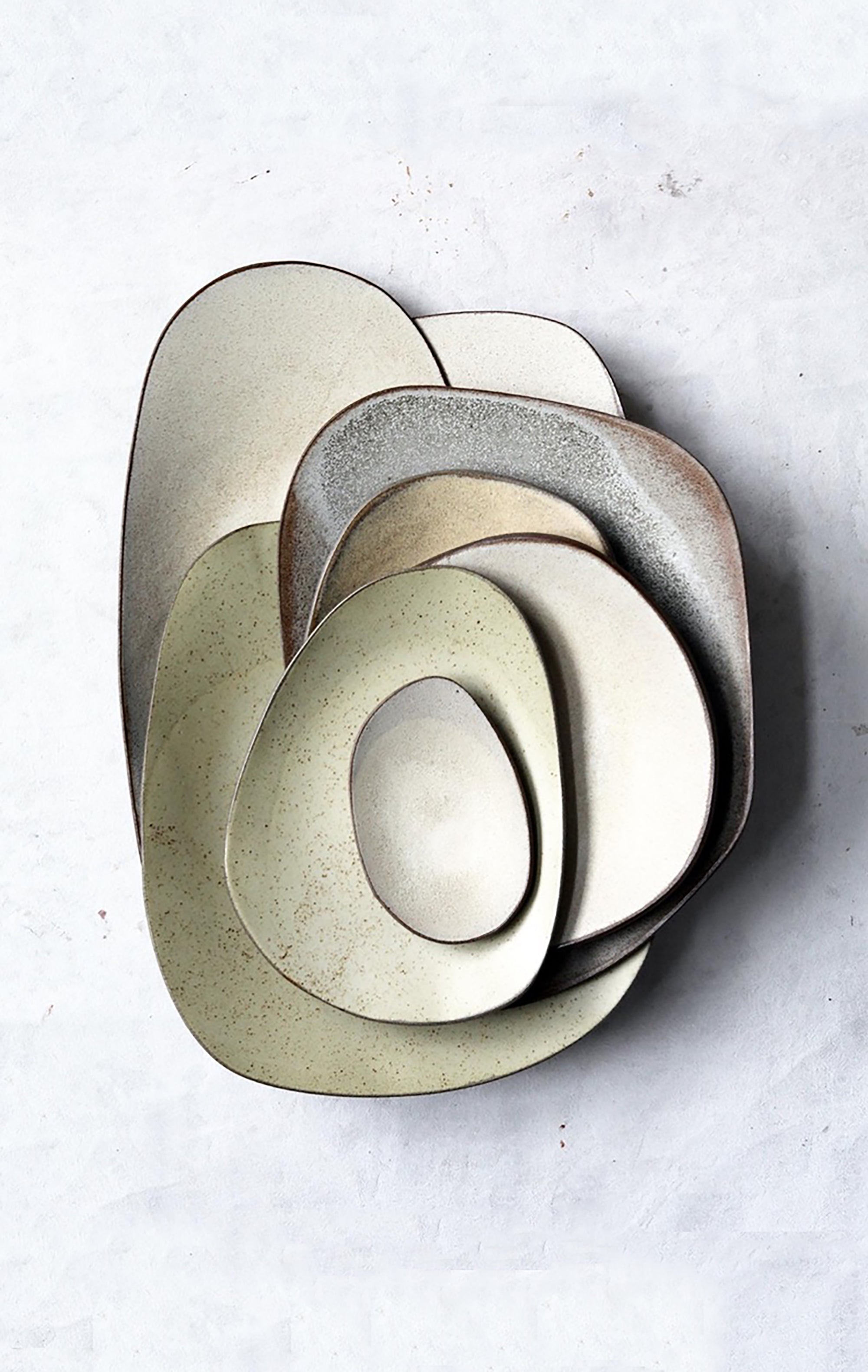 Everyday Plate in Gloss Oatmeal