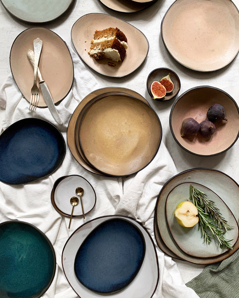 Dessert Plate in Matte Honey