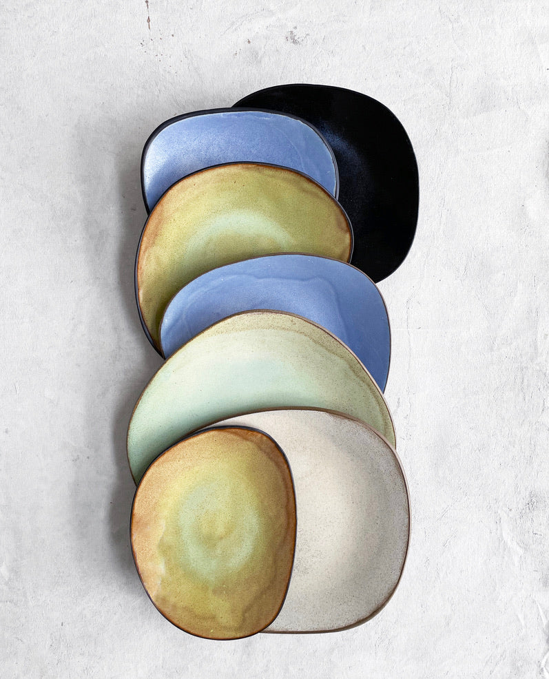 Dinner Plate in Glacier Blue