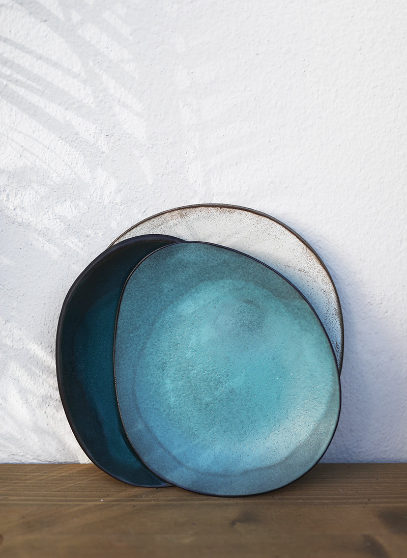 Dinner Plate in Deep Lagoon