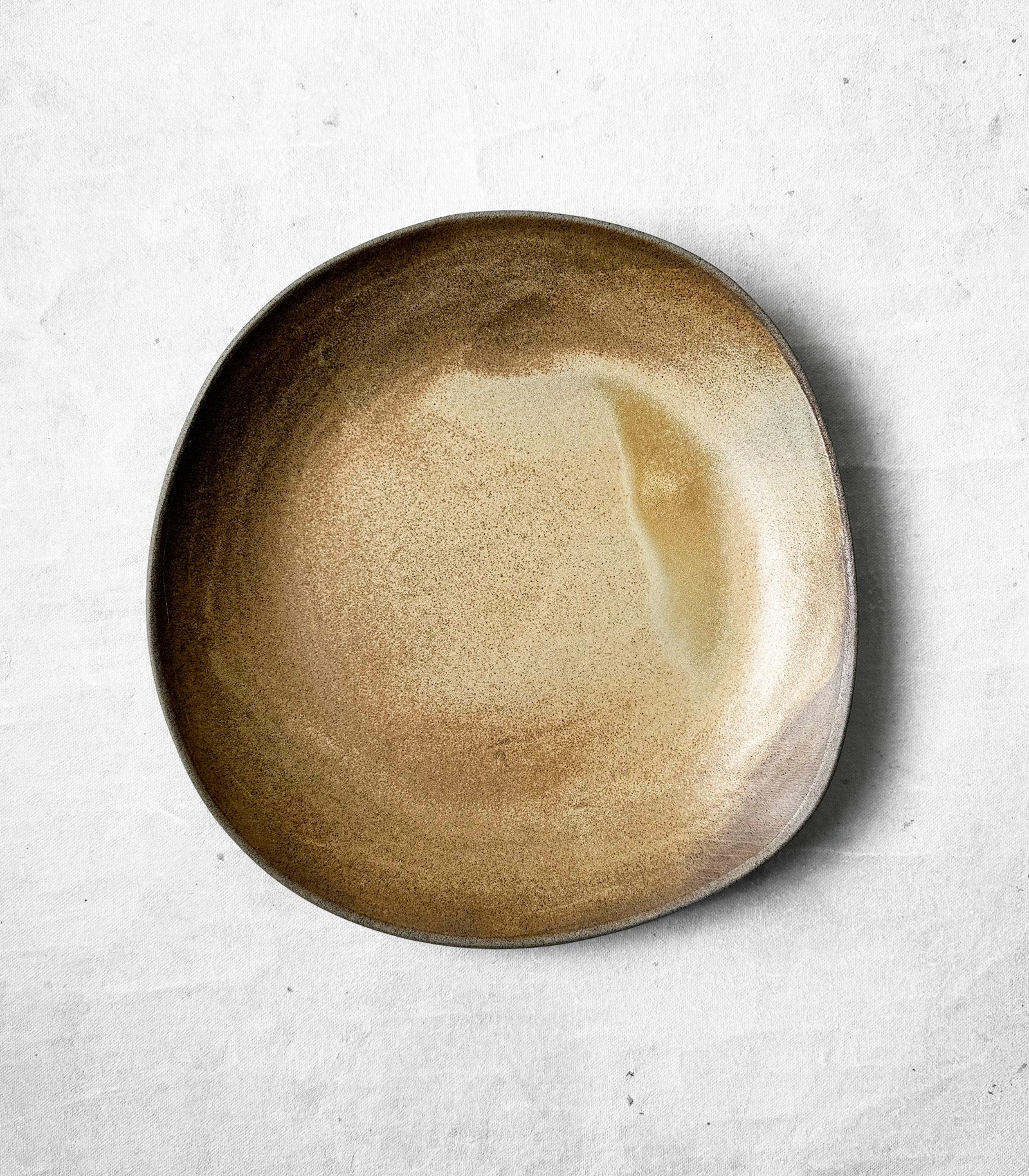 Dinner Plate in Sand Swirl