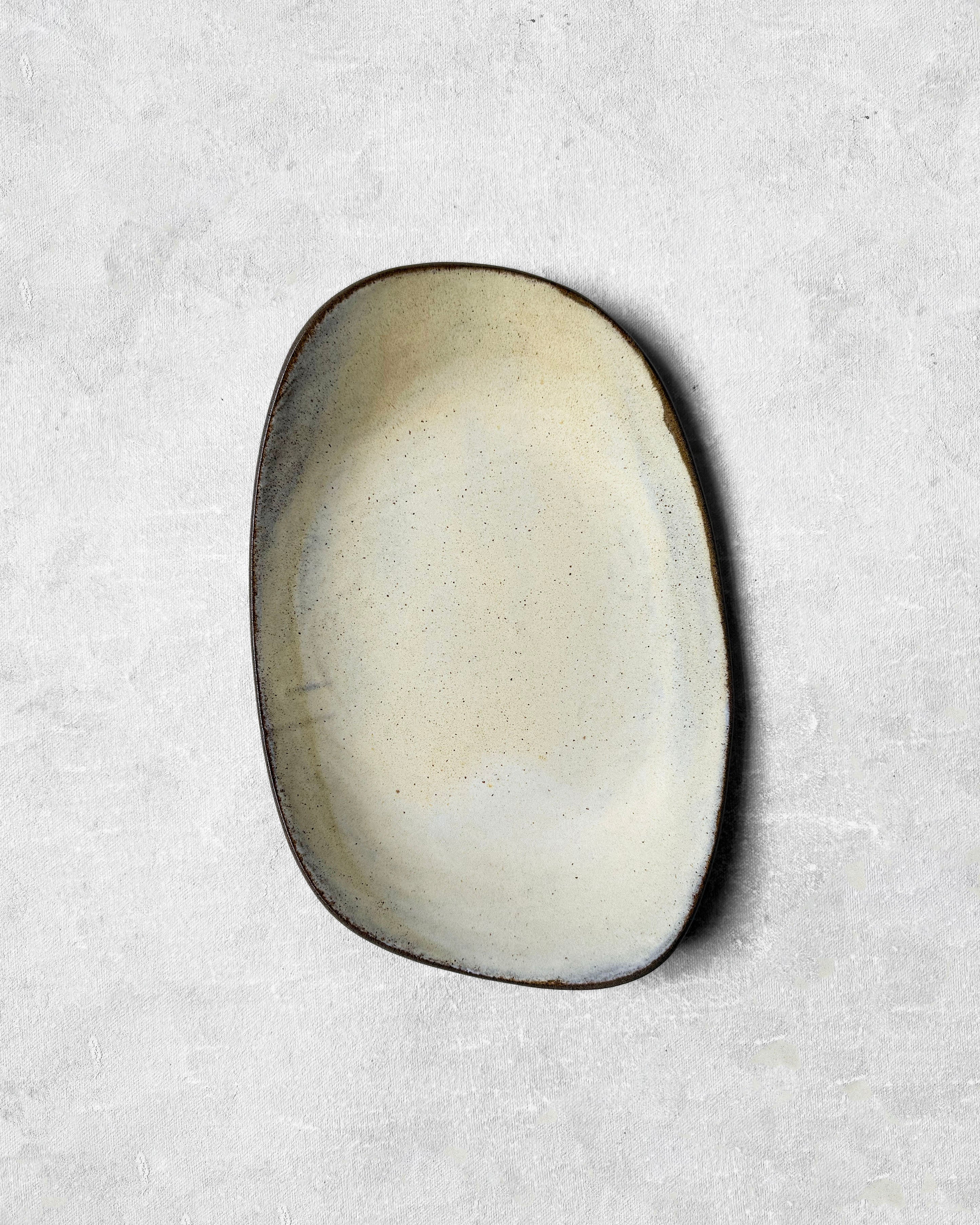 Small Serving Platter in Vanilla Cream