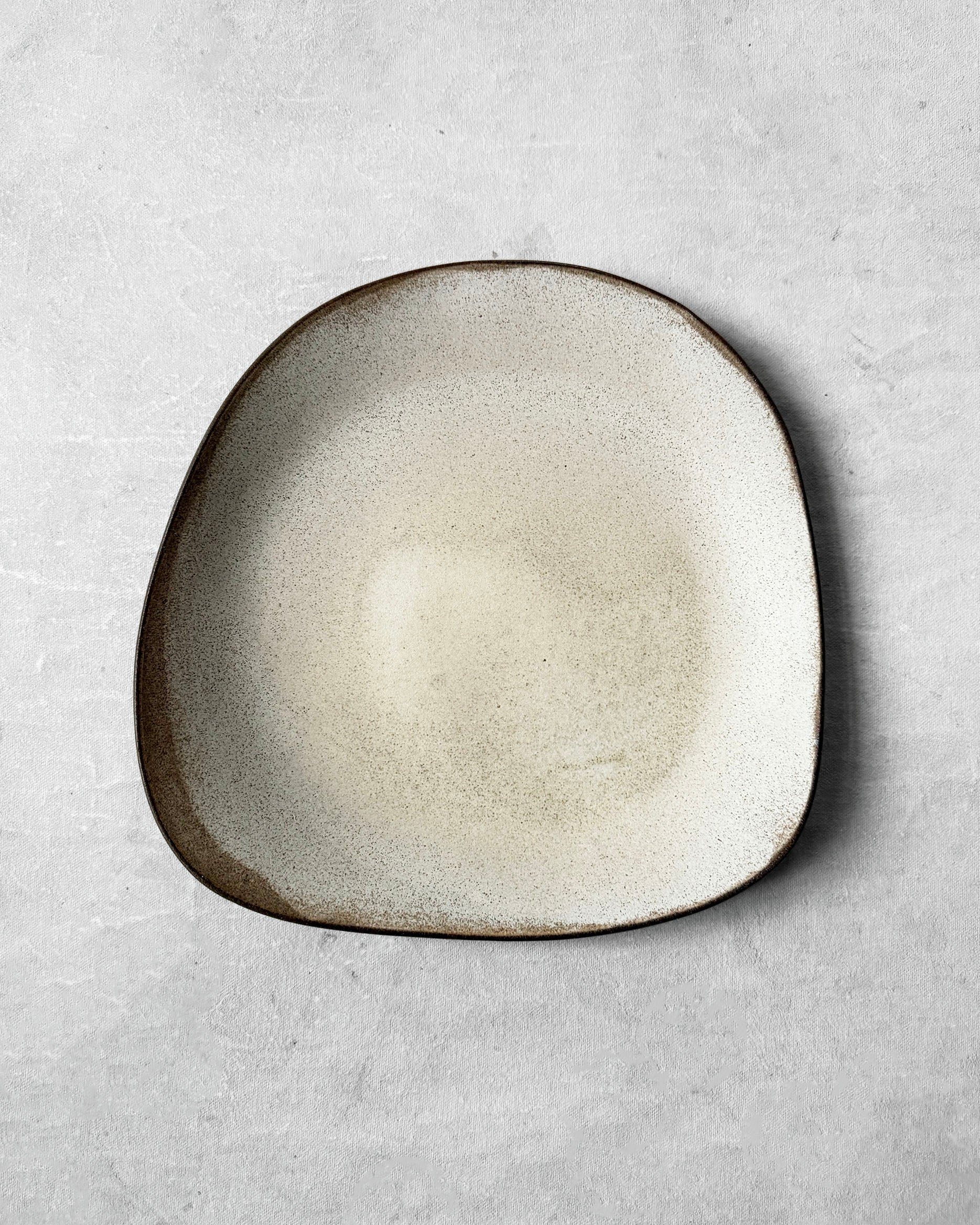 Dinner Plate in Dunes