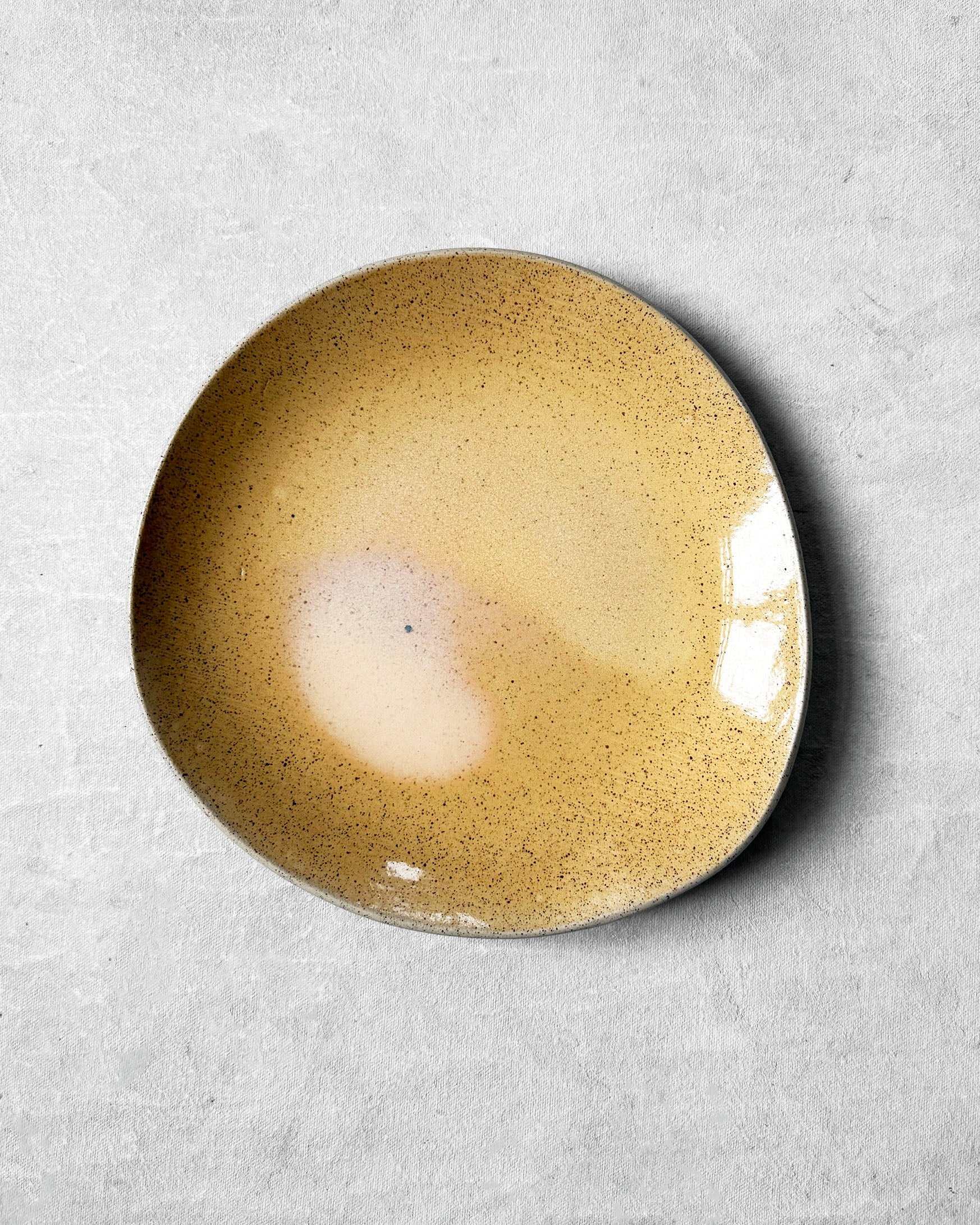 Everyday Plate in Bright Honey