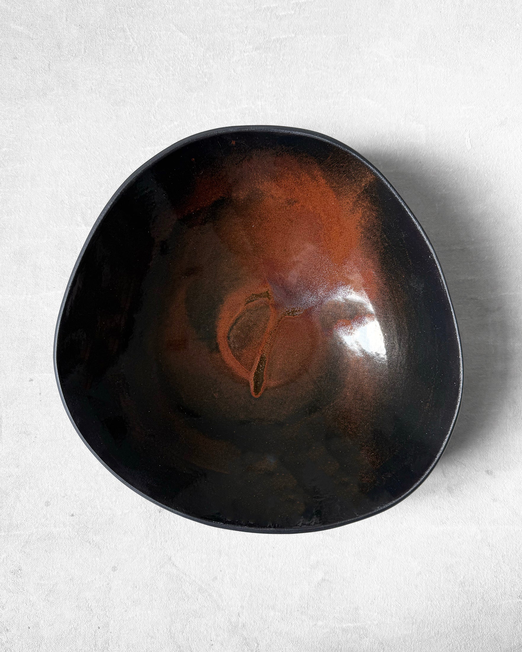 Ramen Bowl in Rich Red