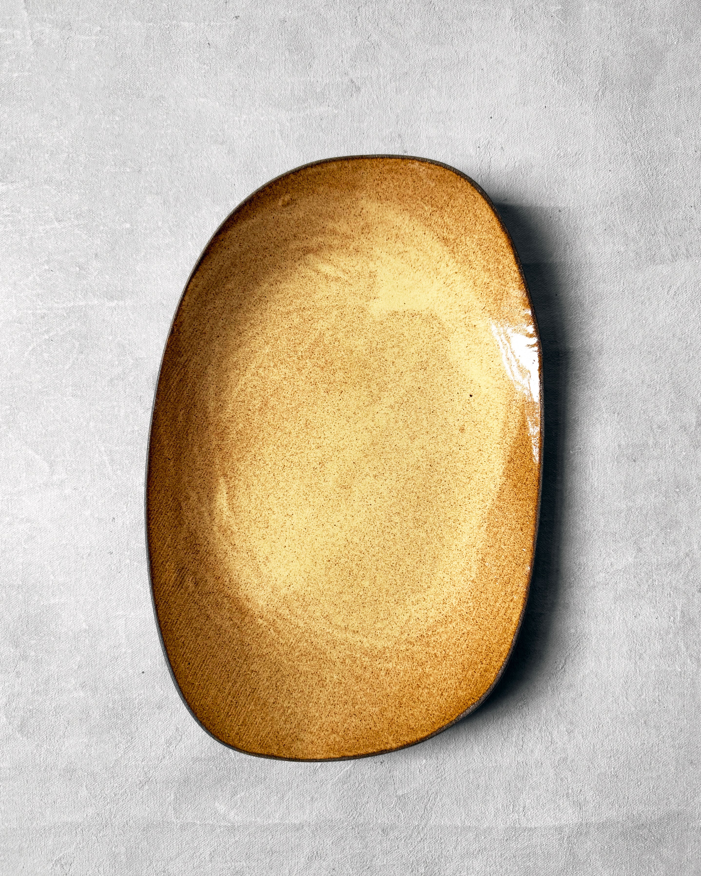 Medium Serving Tray in Honey