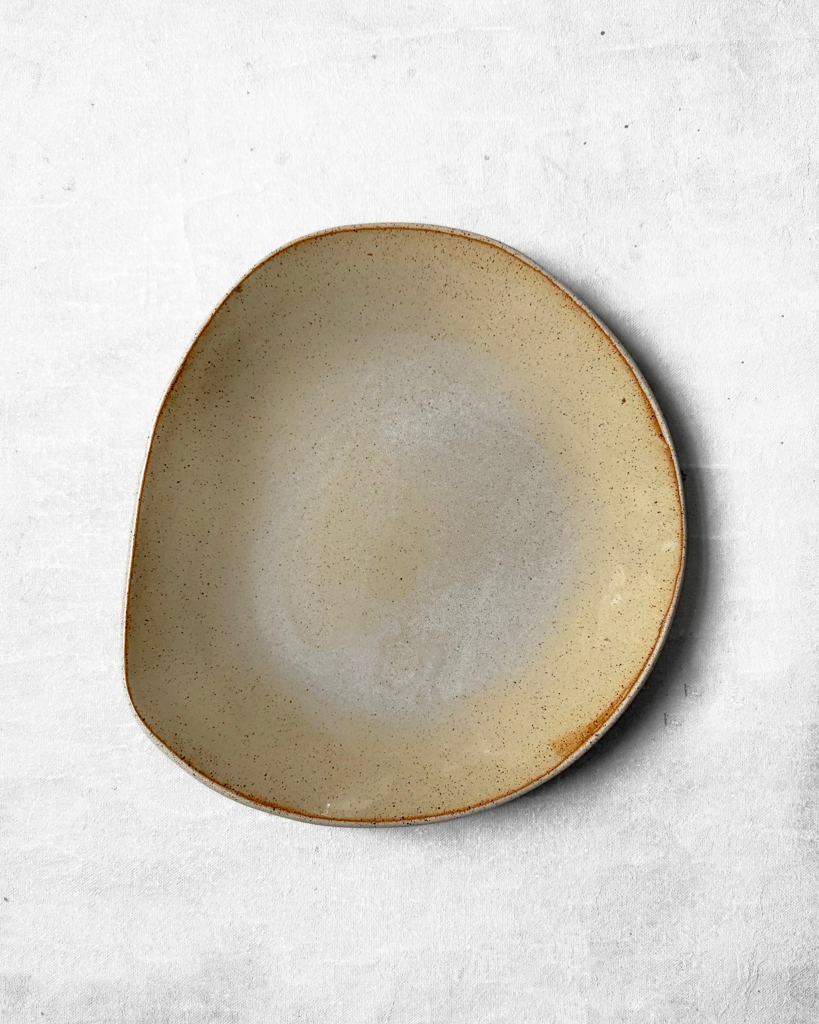 Dinner Plate in Muted Amber