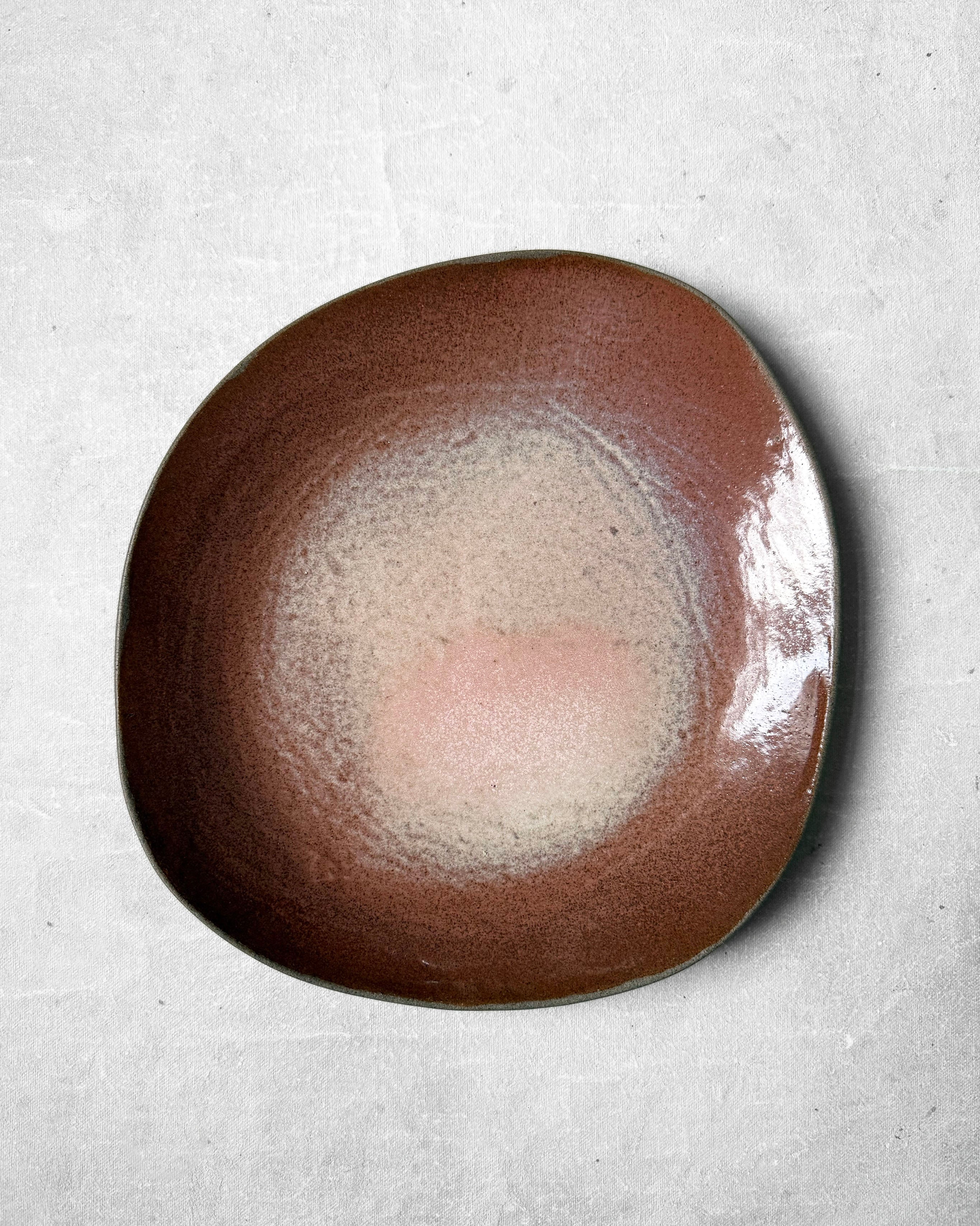 Dinner Plate in Vintage Rose