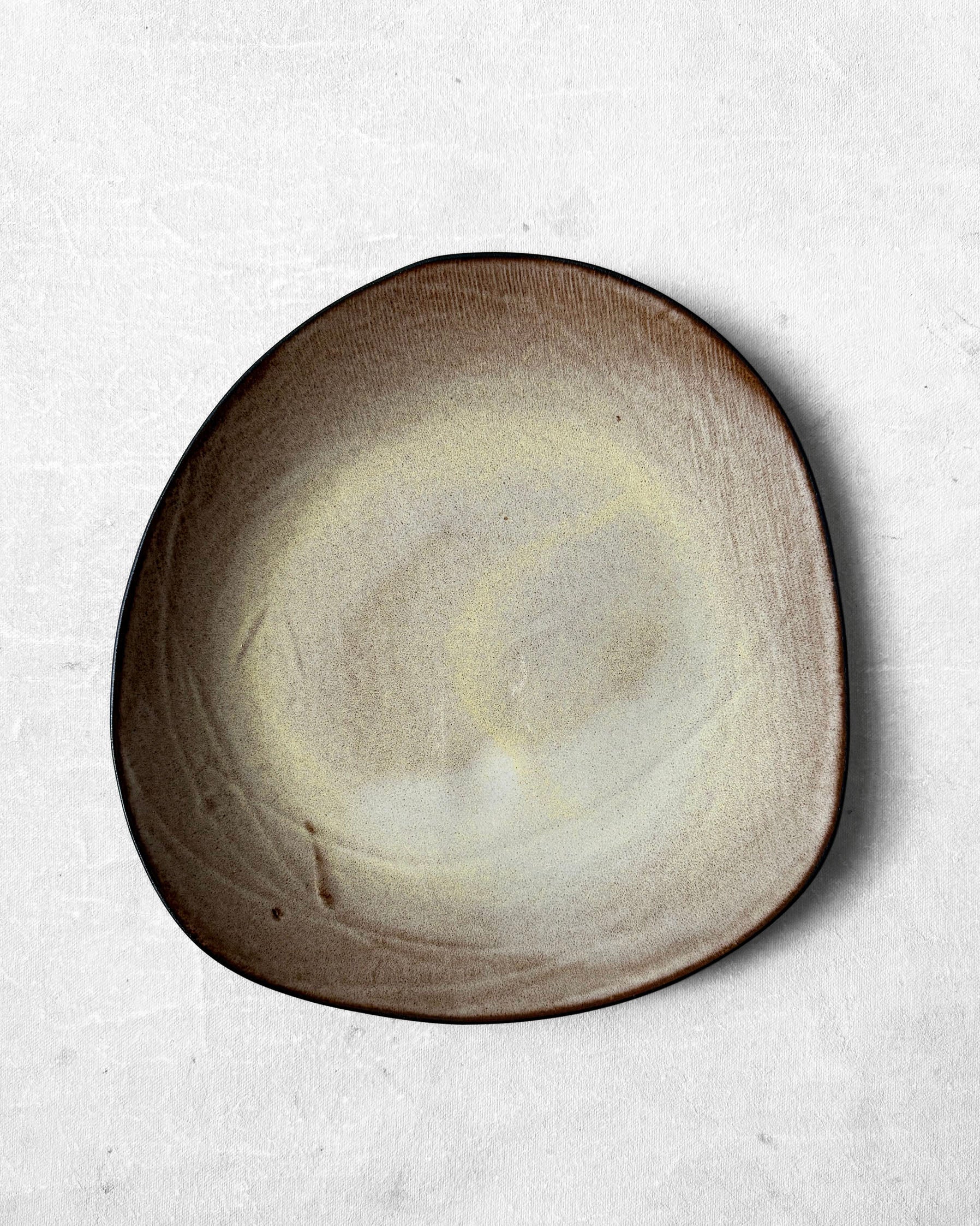 Dinner Plate in Buttercream