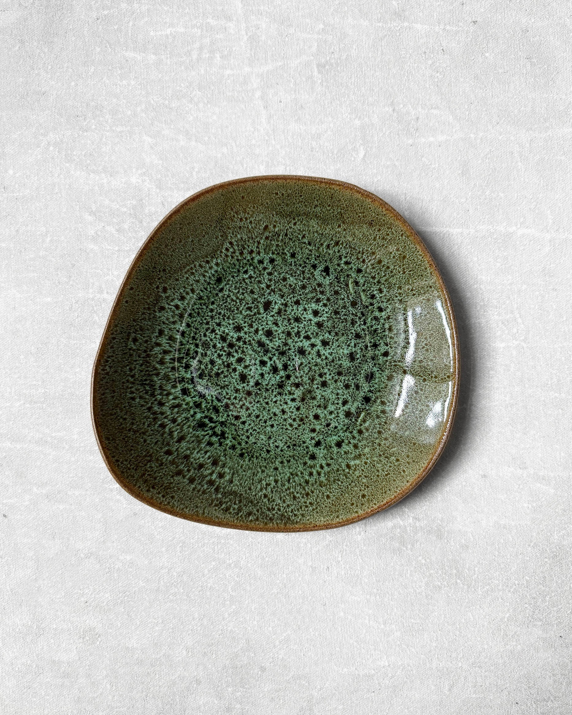 Dessert Plate in Speckled Verde
