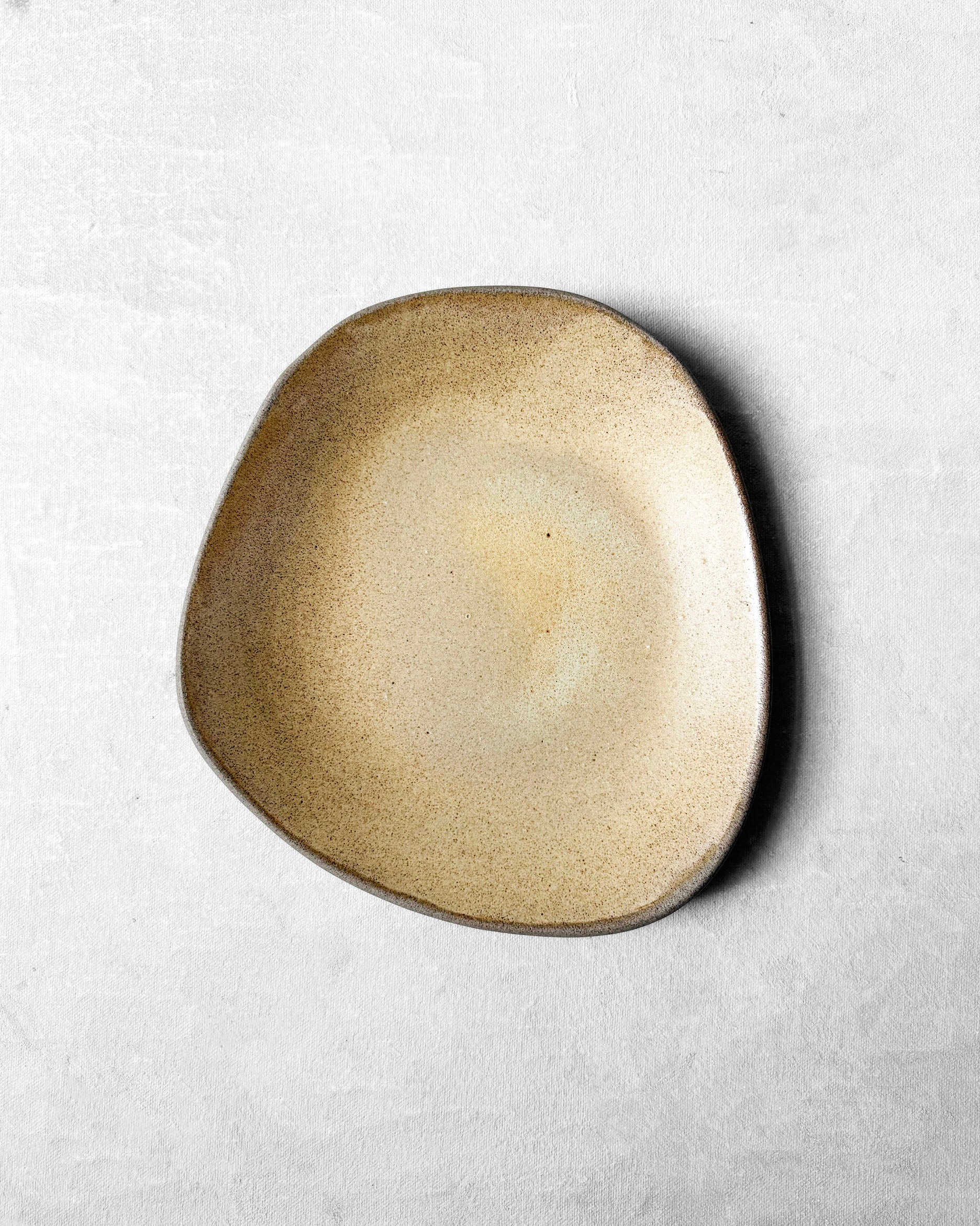 Dessert Plate in Warm Sand