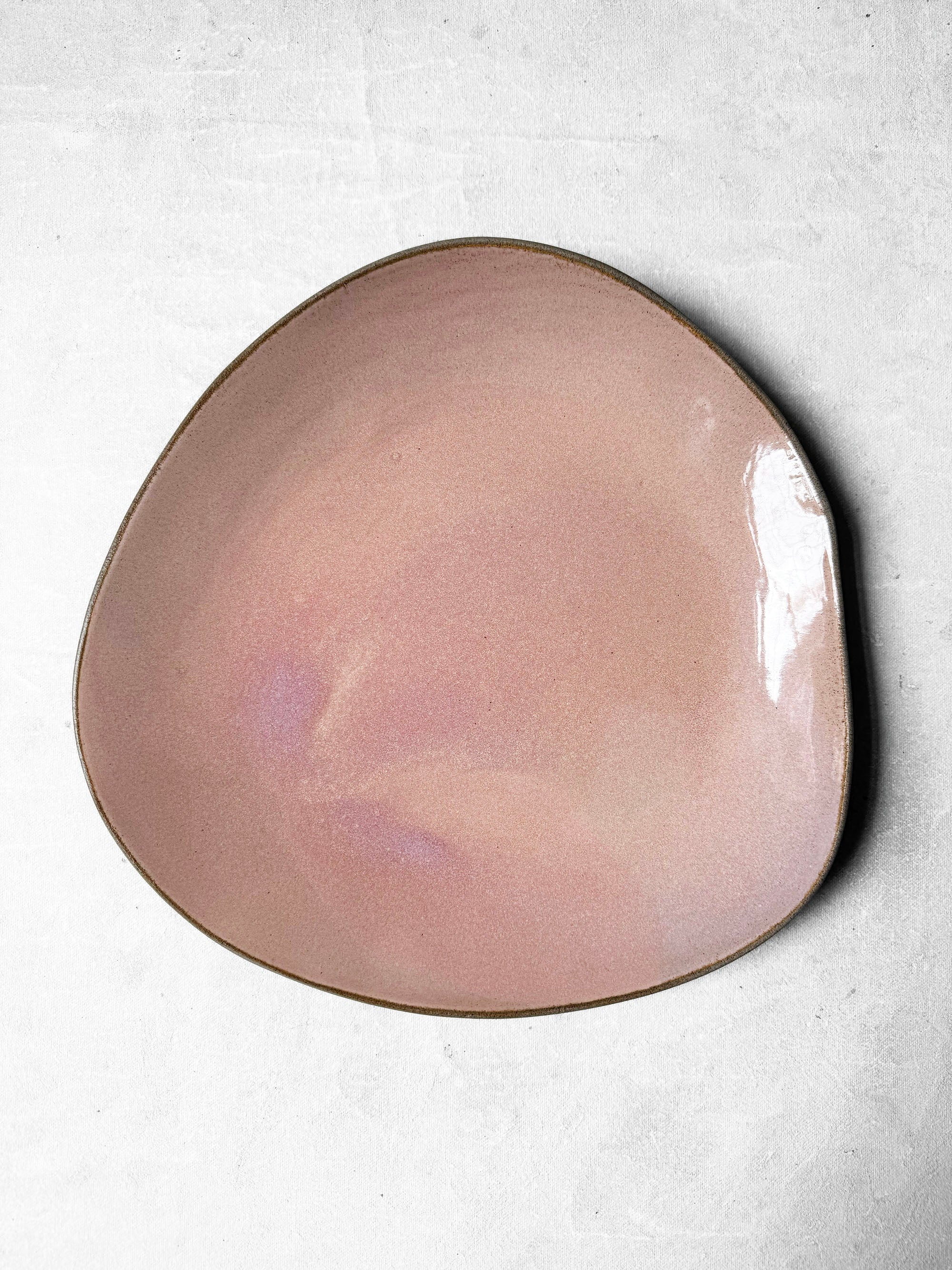 Large Round Serving Platter in Rose Ripple
