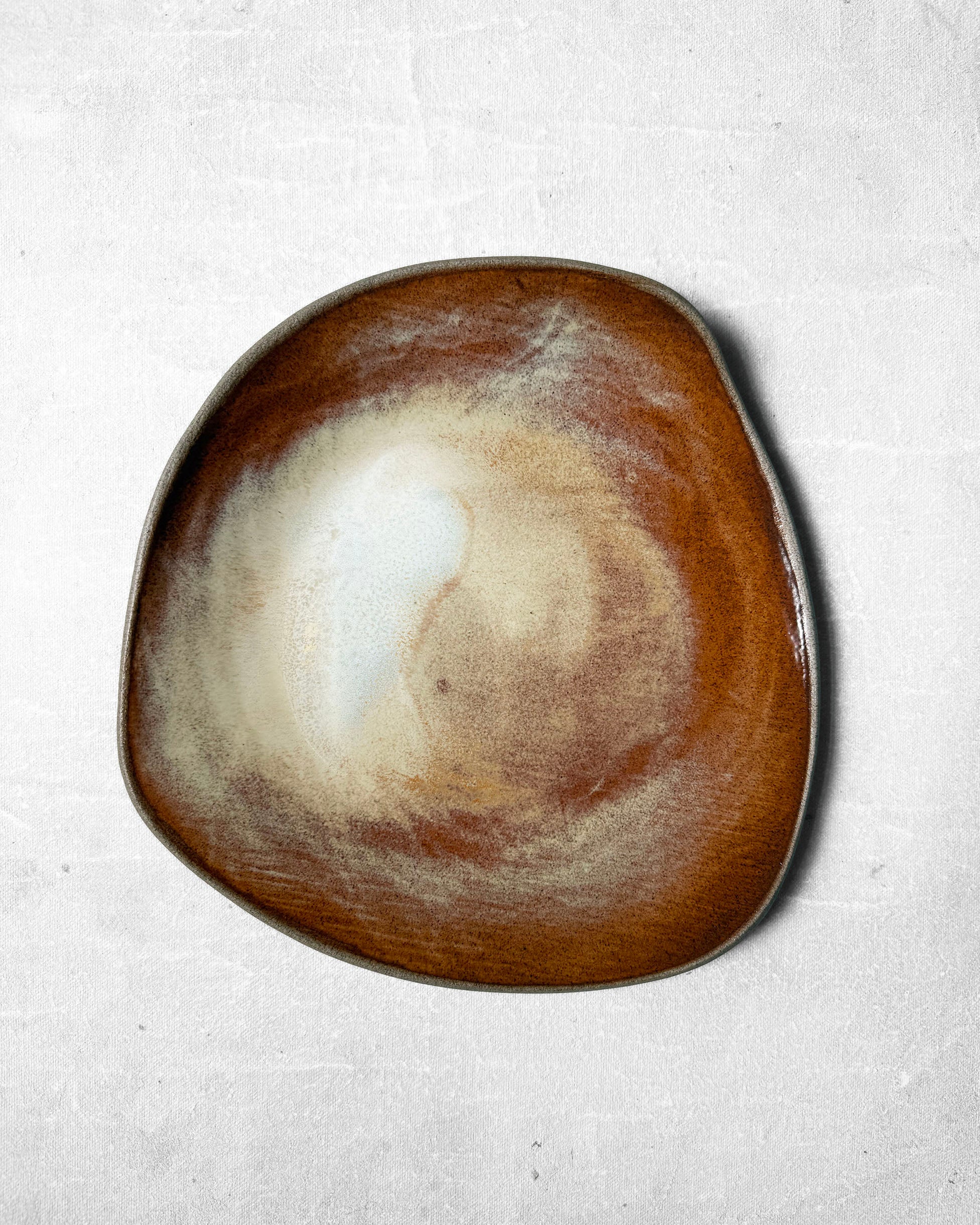 Everyday Plate in Jupiter Swirl