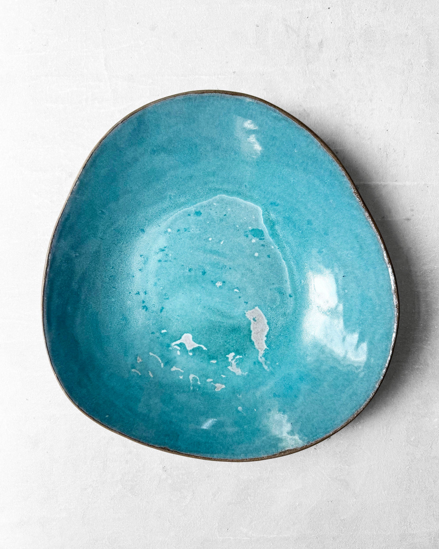 Salad Bowl in Vibrant Lagoon