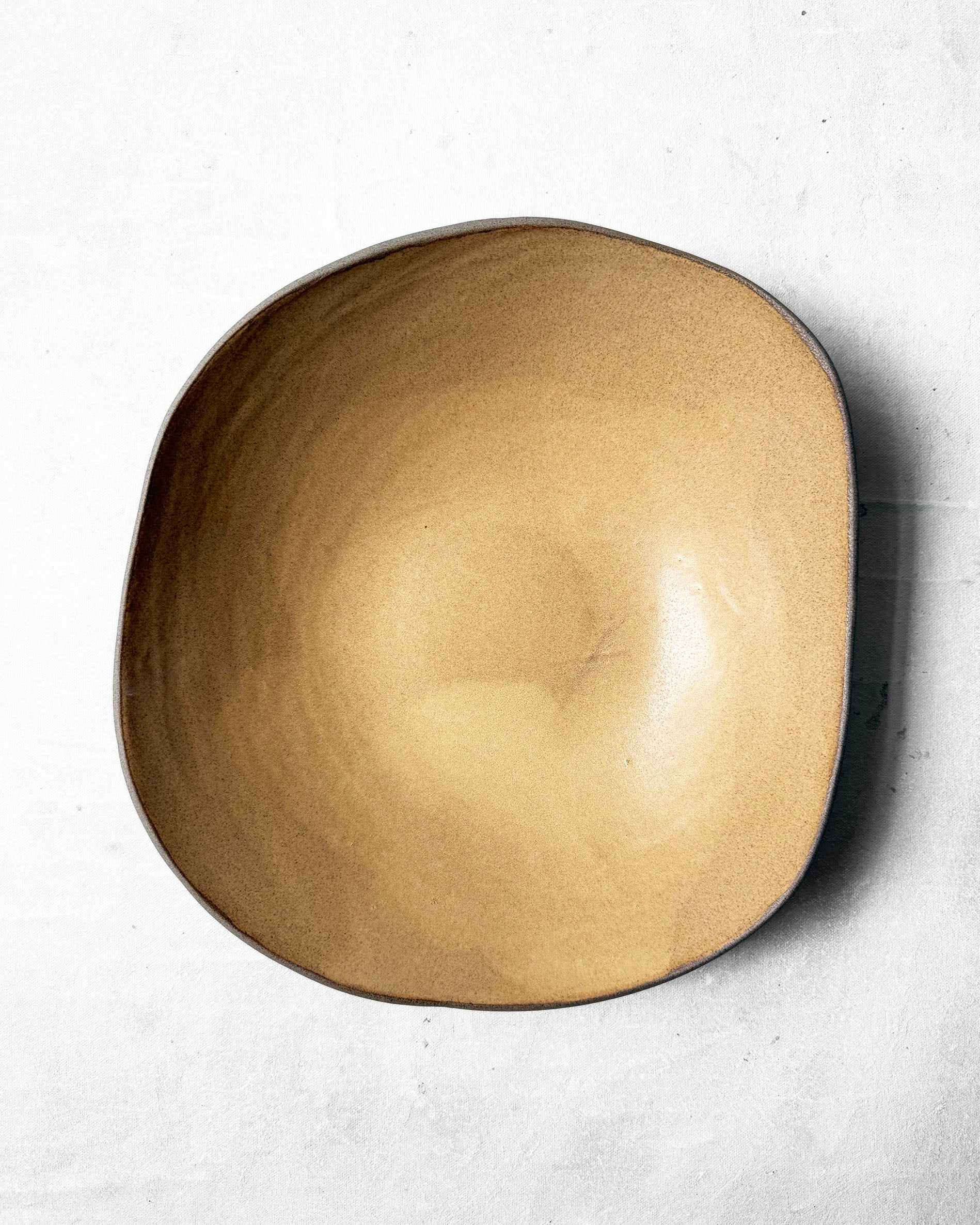 Salad Bowl in Matte Honey