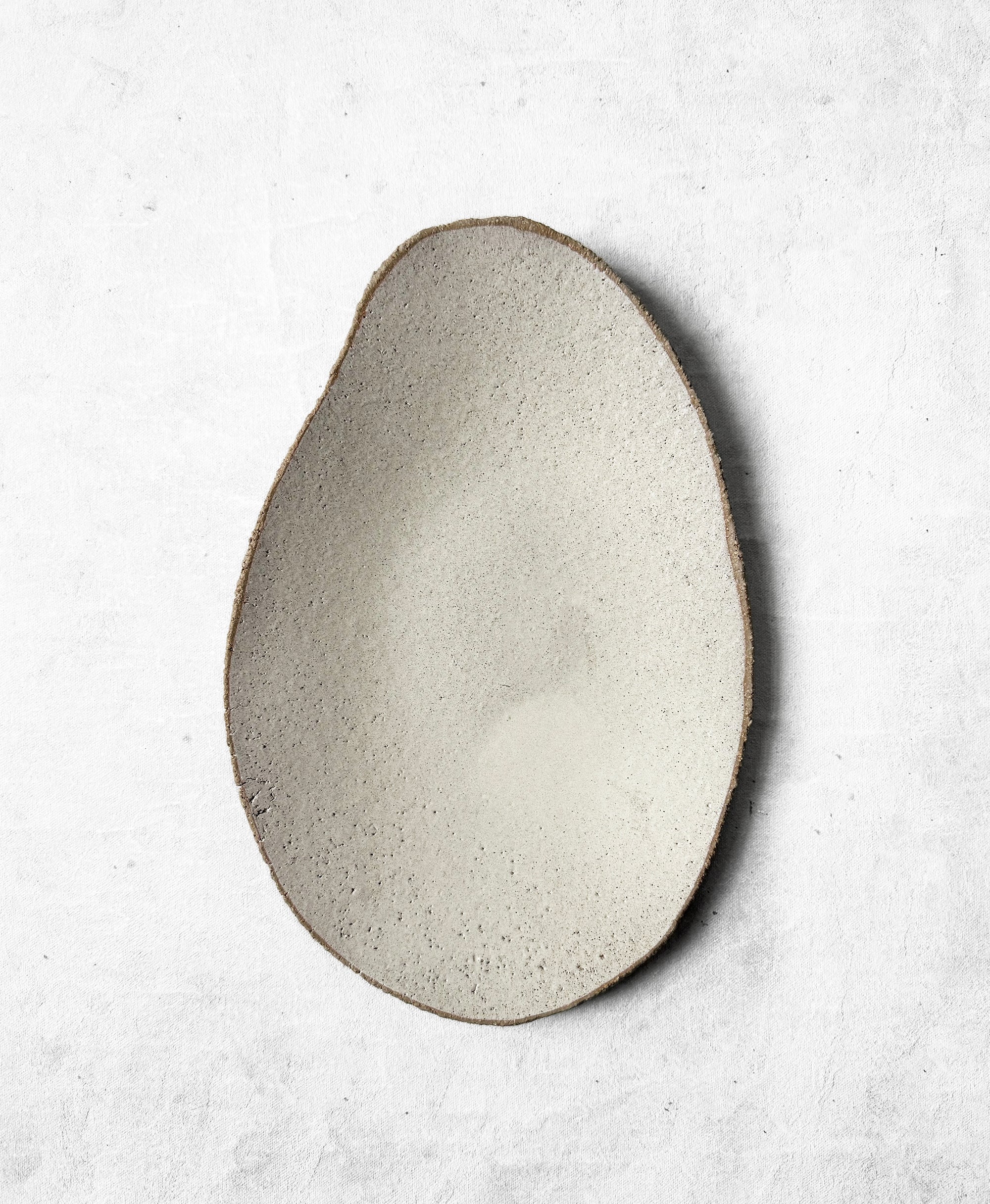 Large Tray in Soft Vanilla