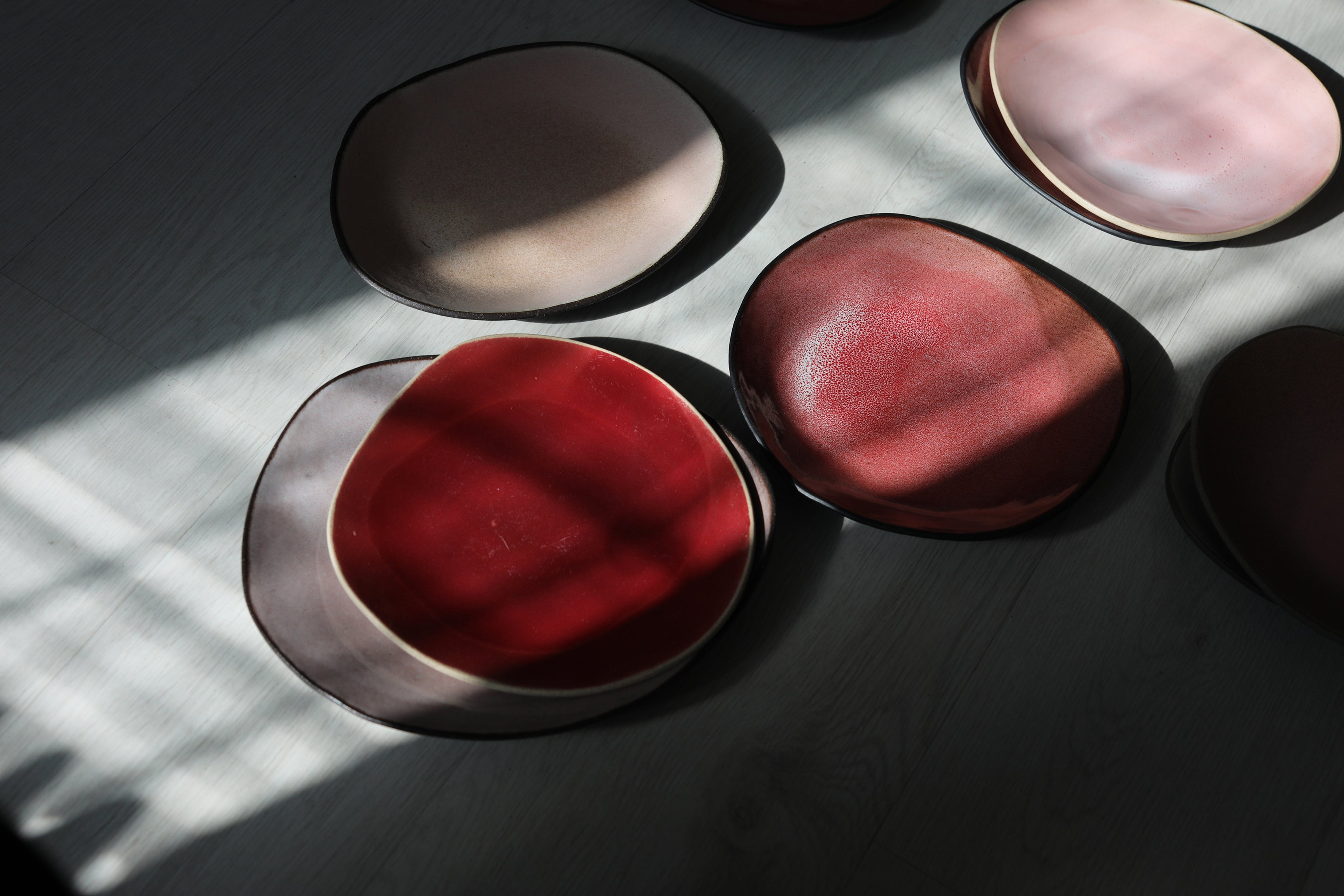 Dinner Plate in Cherry Red