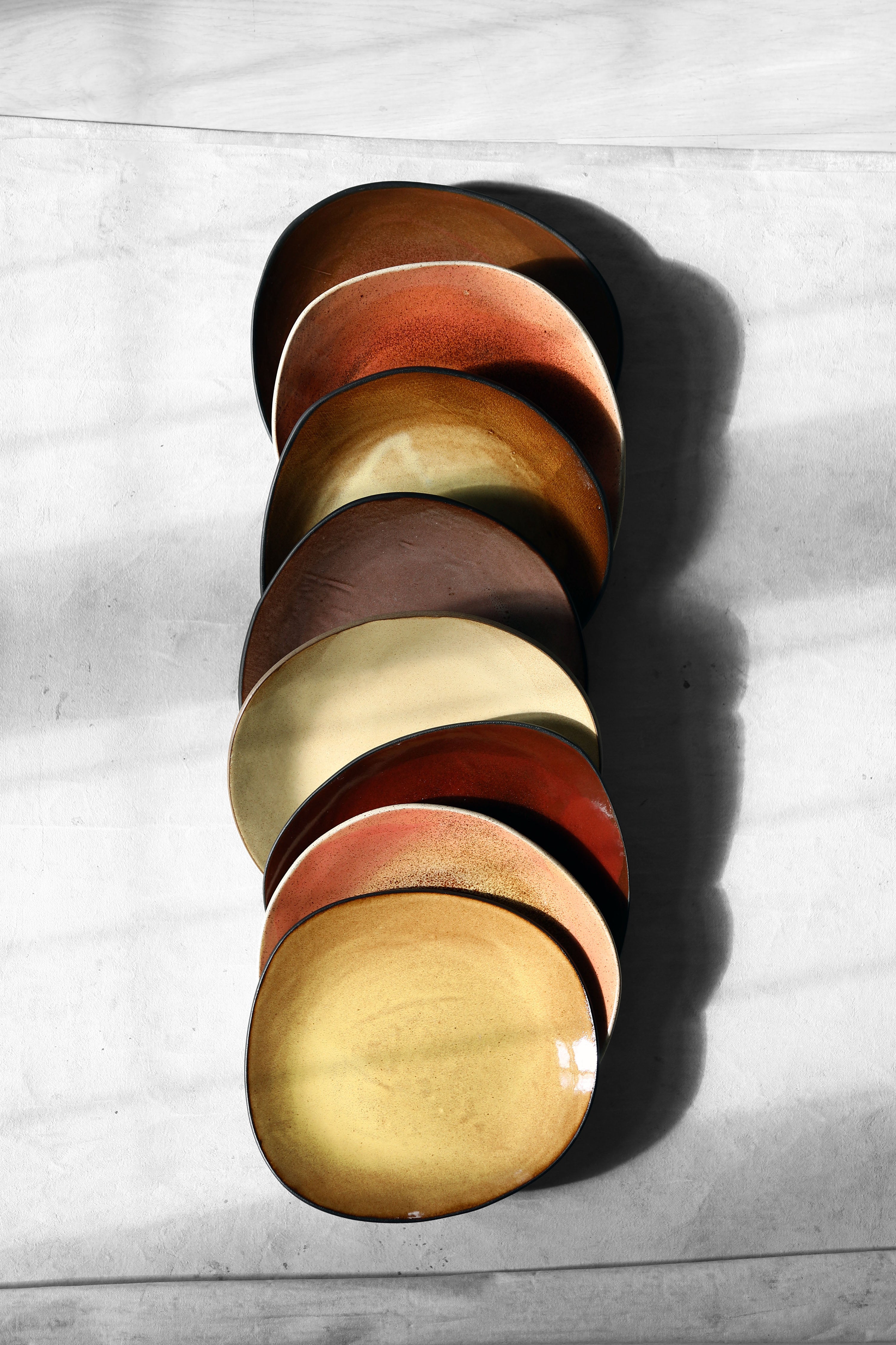 Everyday Plate in Speckled Amber