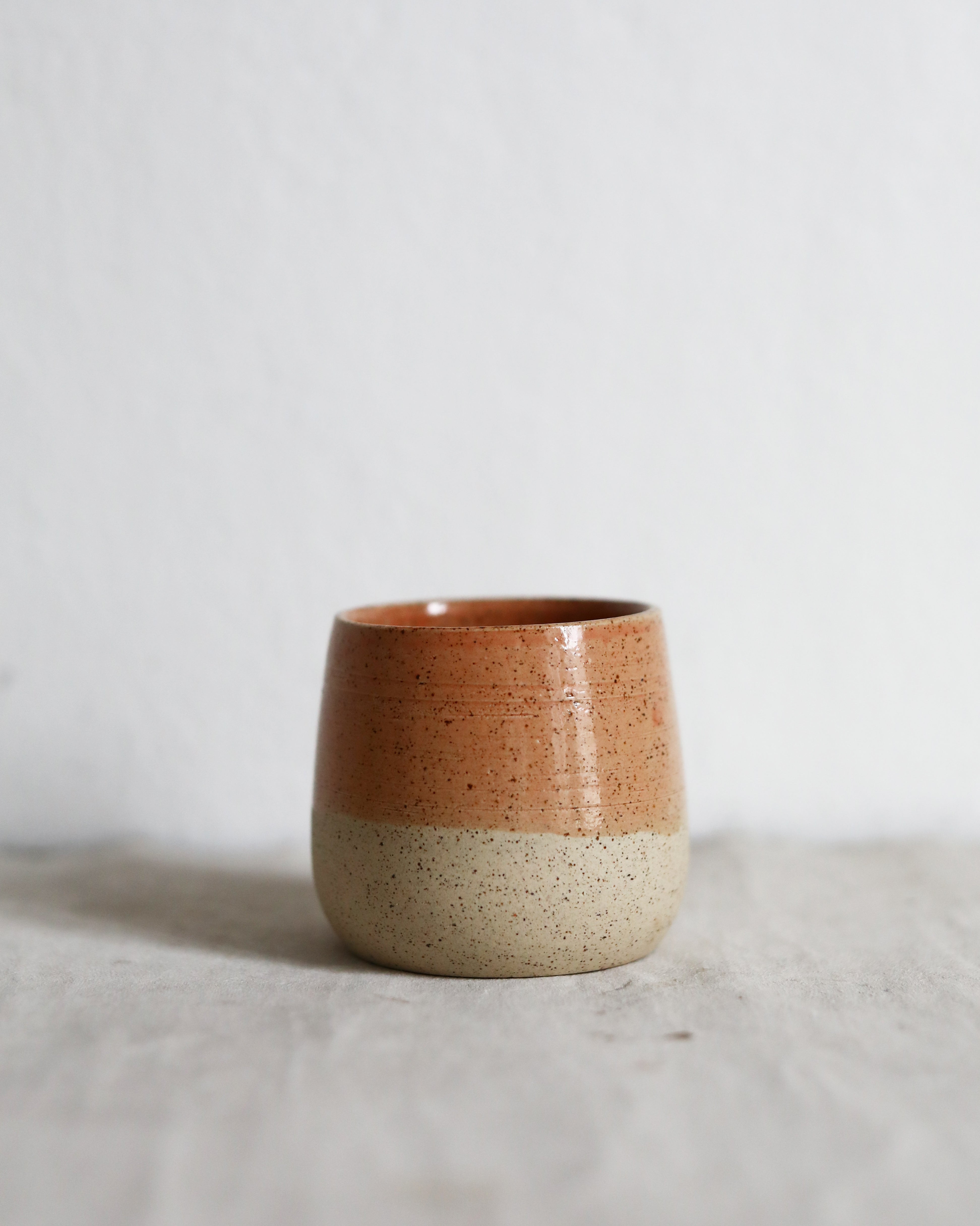 Cappuccino Cup in Speckled Coral