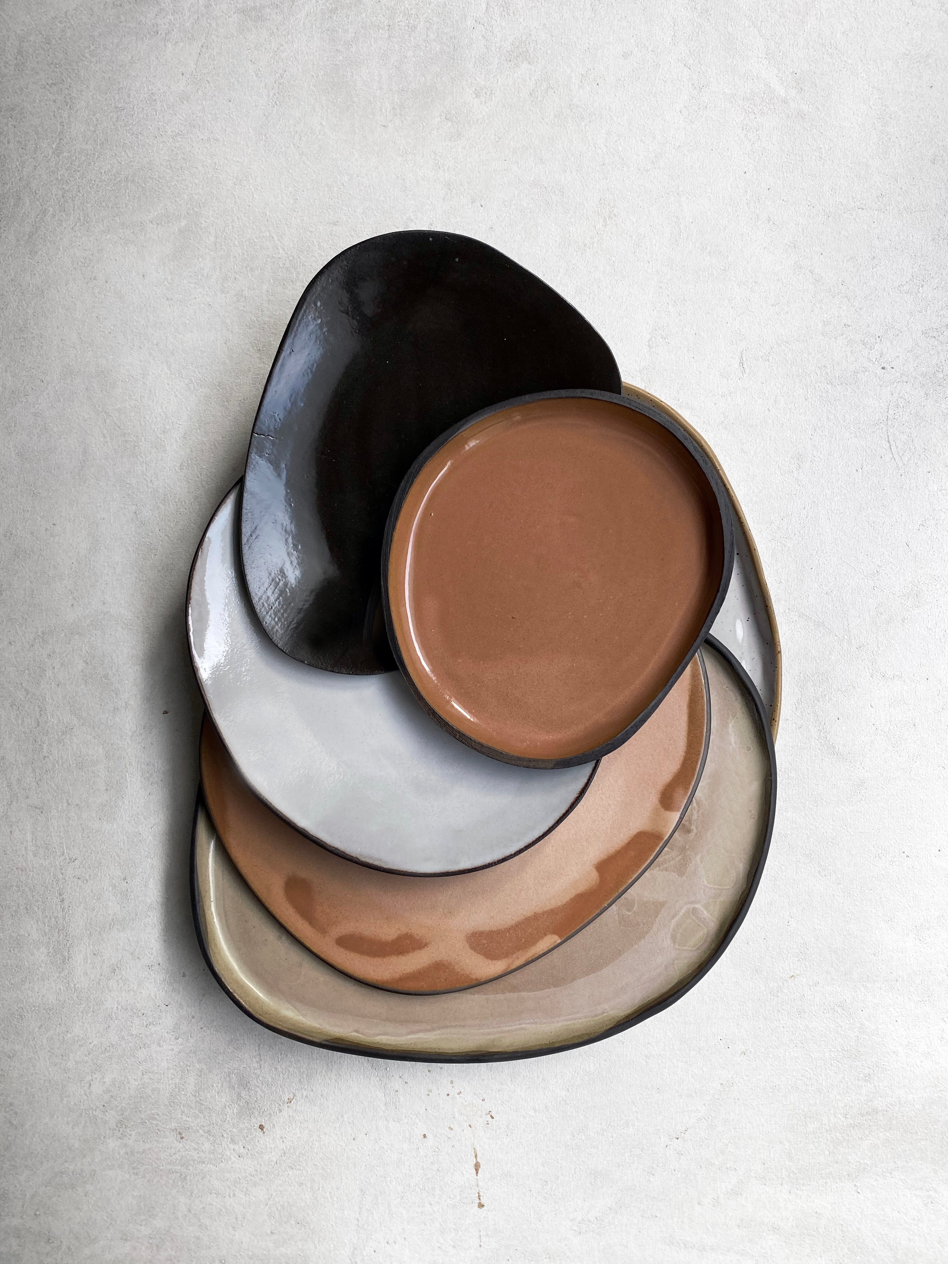Everyday Plate in Cinnamon