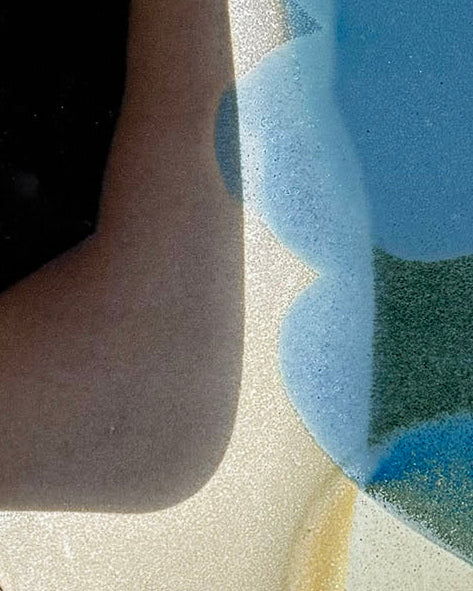 Ceramic Painting “Blue Floating”