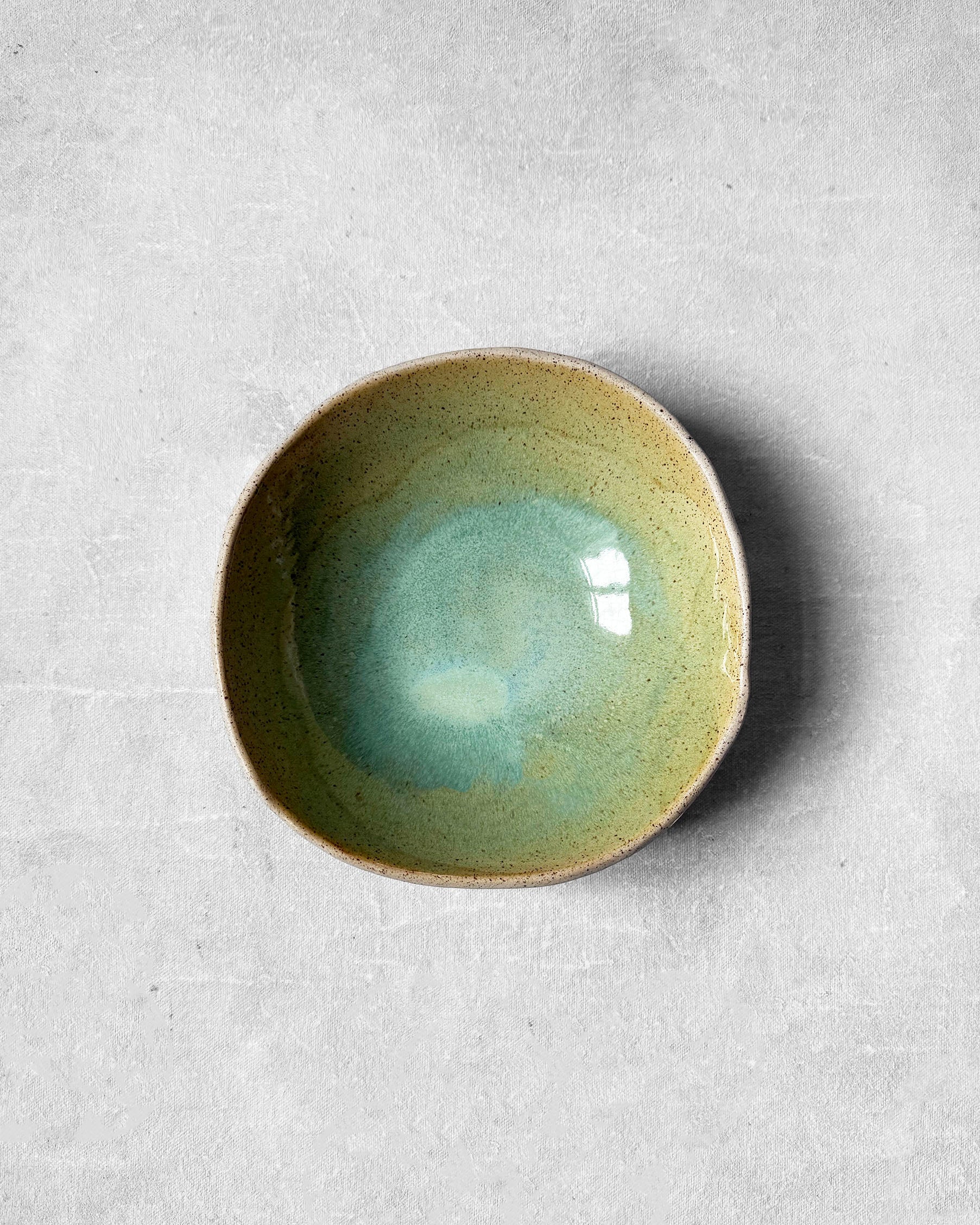 Breakfast Bowl in Avo Green