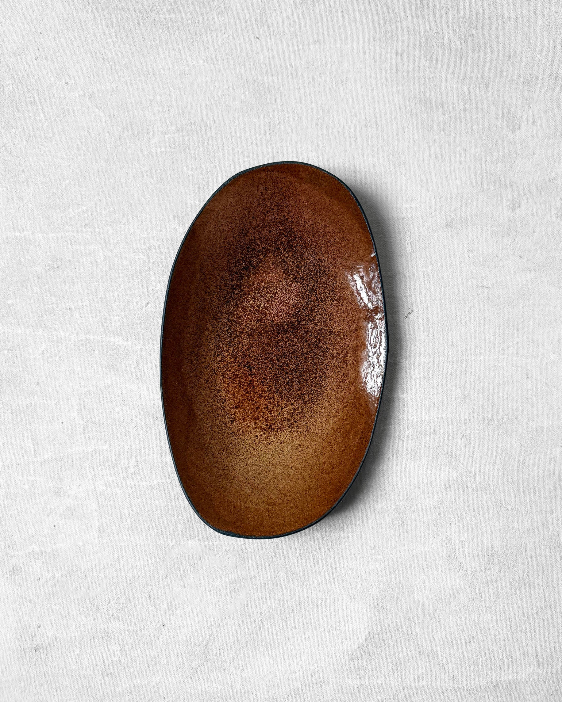 Small Serving Tray in Sprinkled Caramel