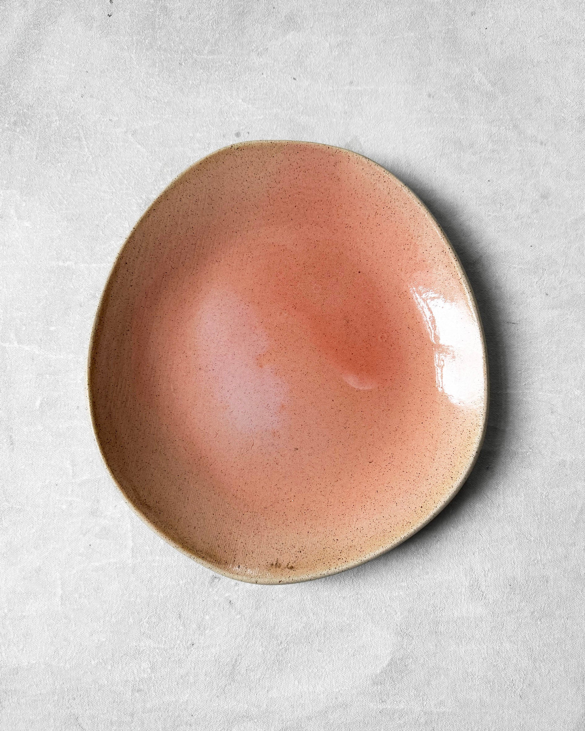 Dinner Plate in Pink Meringue