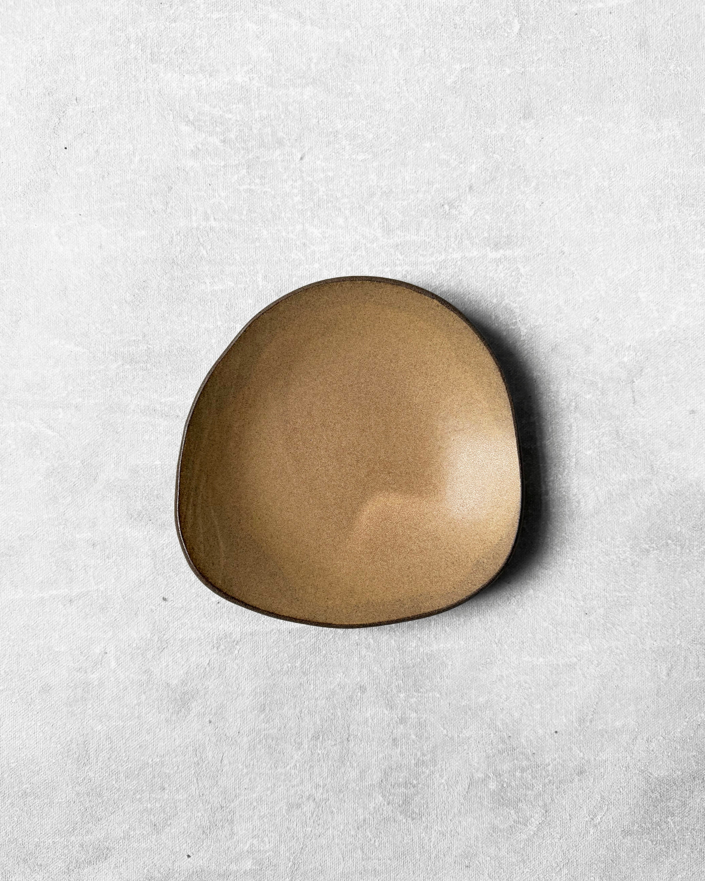 Tapas Plate in Matte Honey