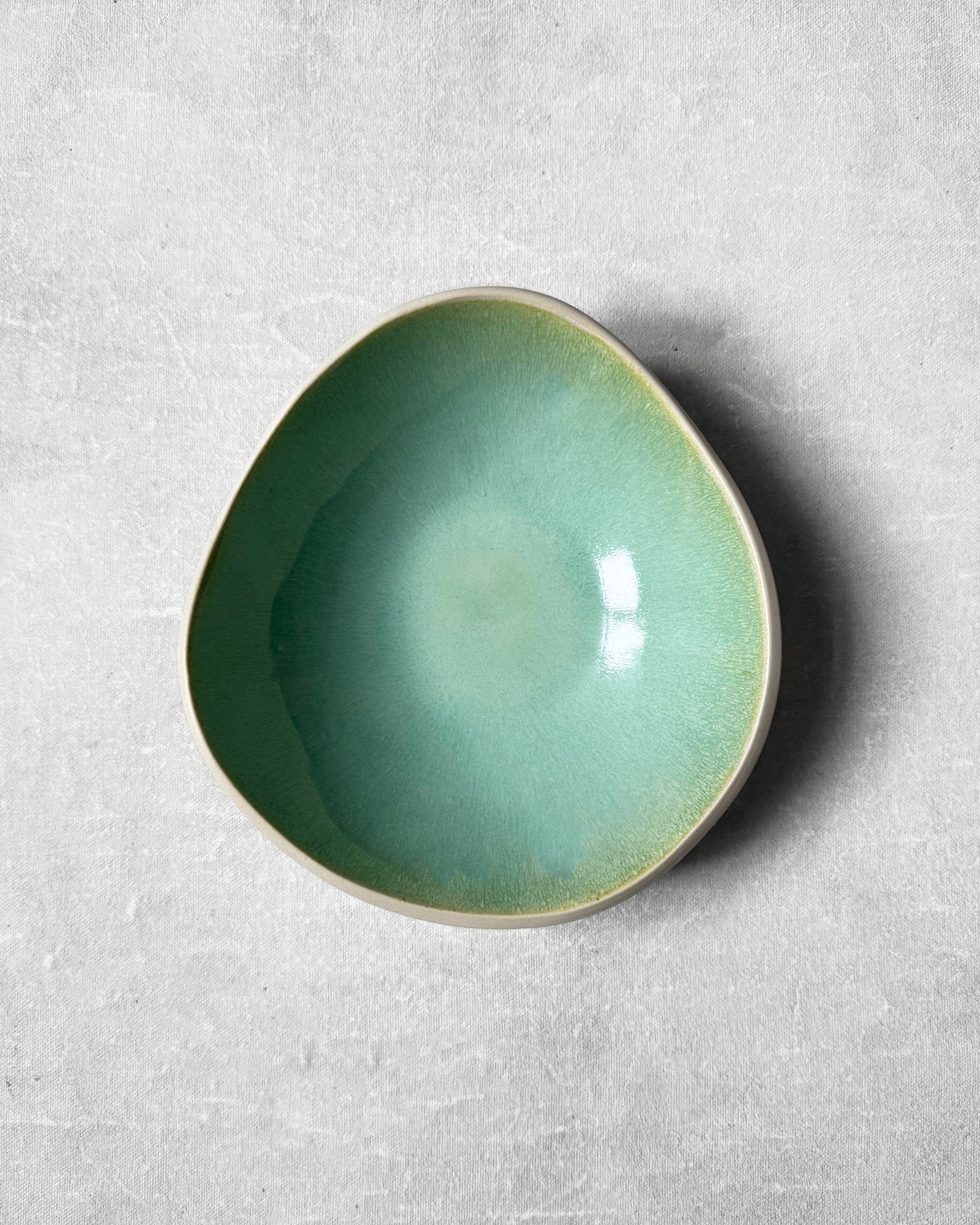 Breakfast Bowl in Avo Green