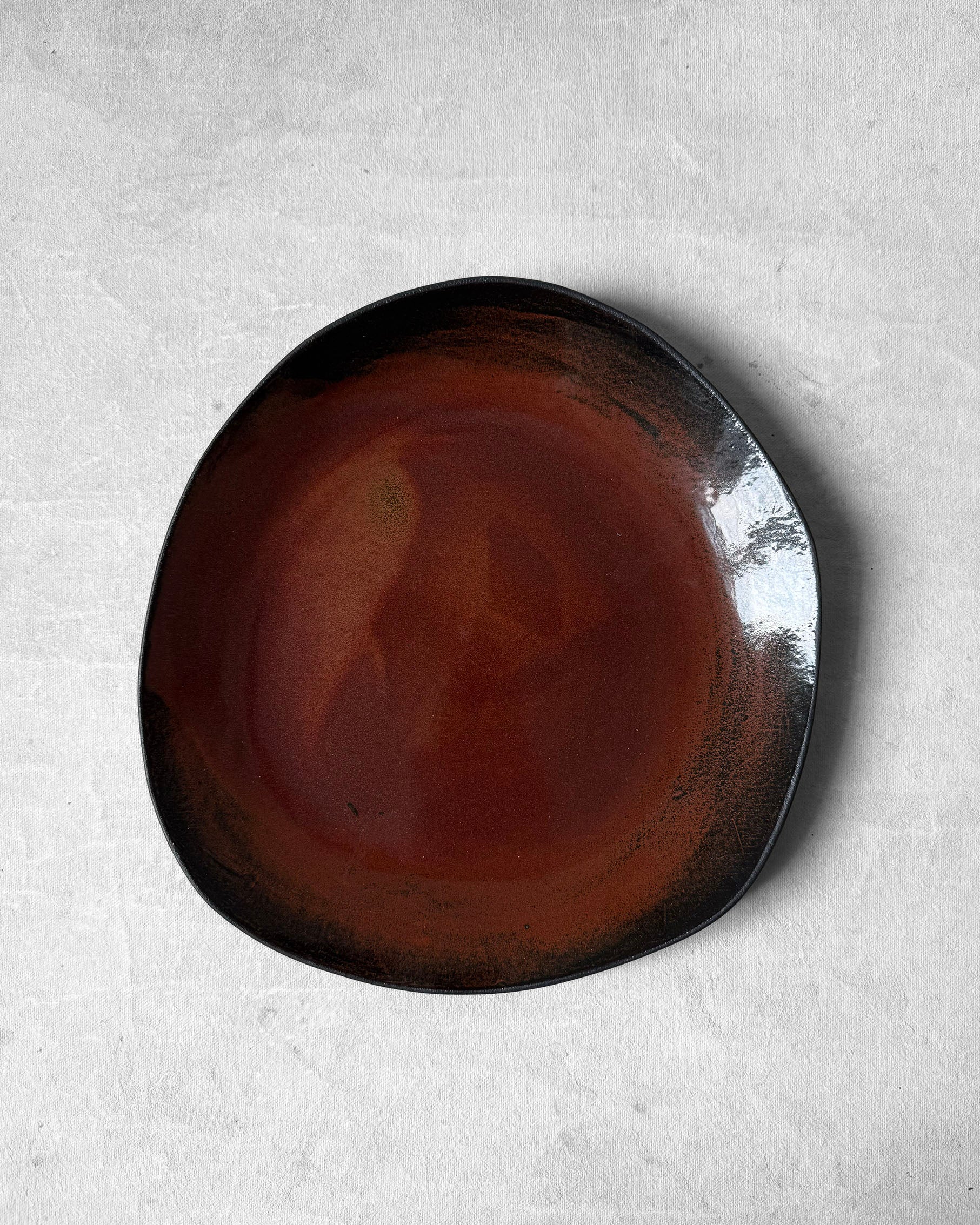 Dinner Plate in Rich Red