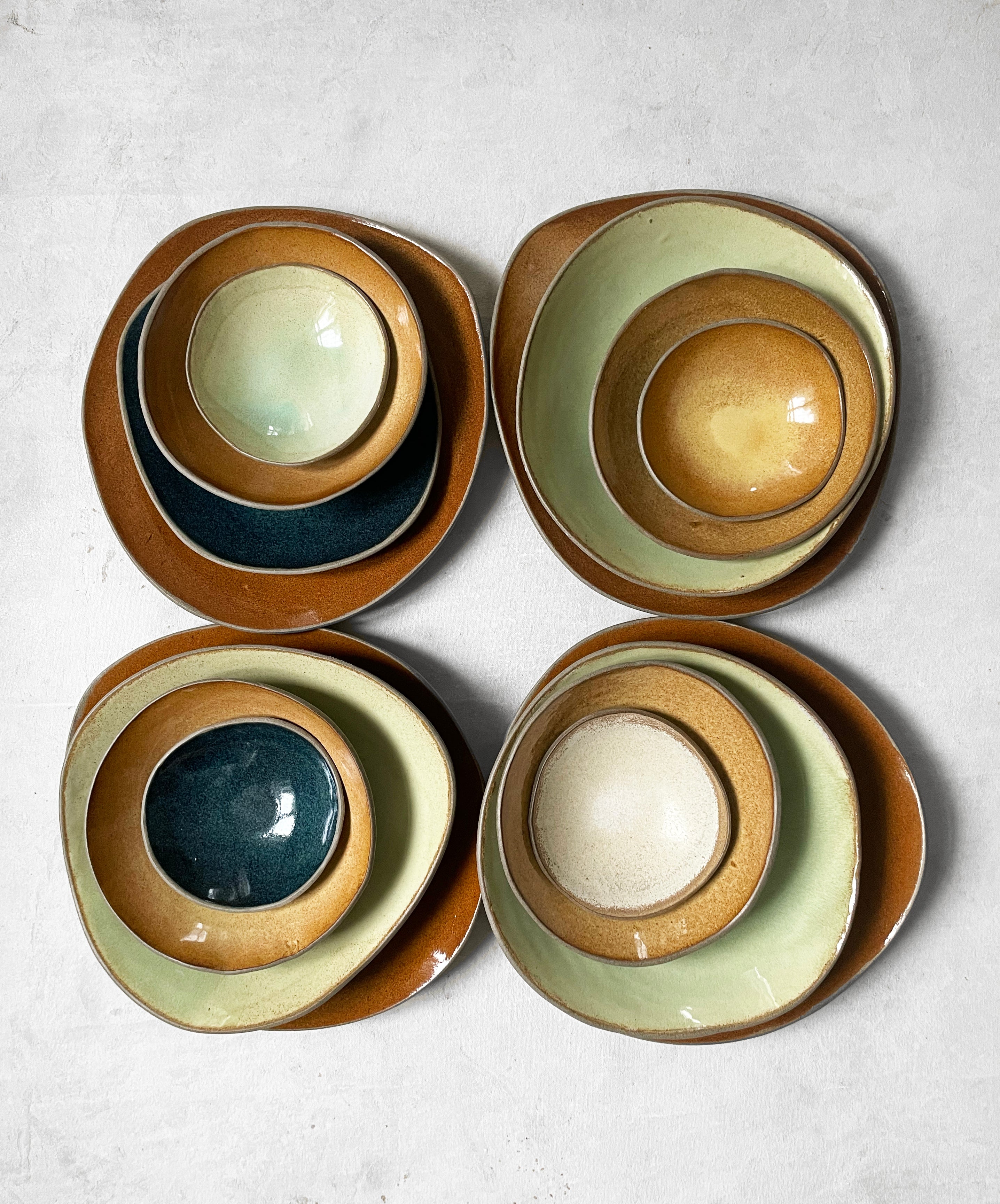 Dessert Plate in Rusty Avo