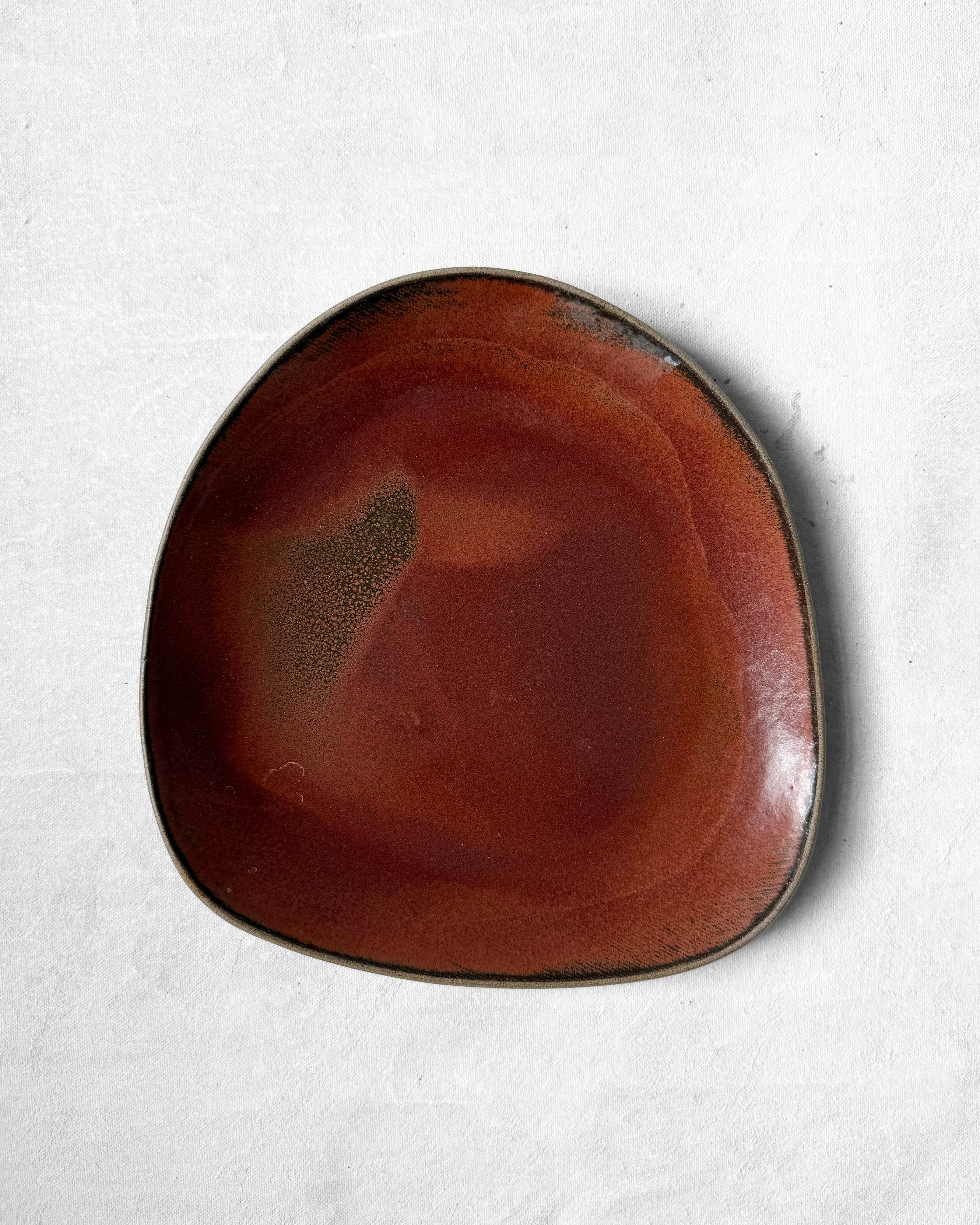 Everyday Plate in Deep Crimson