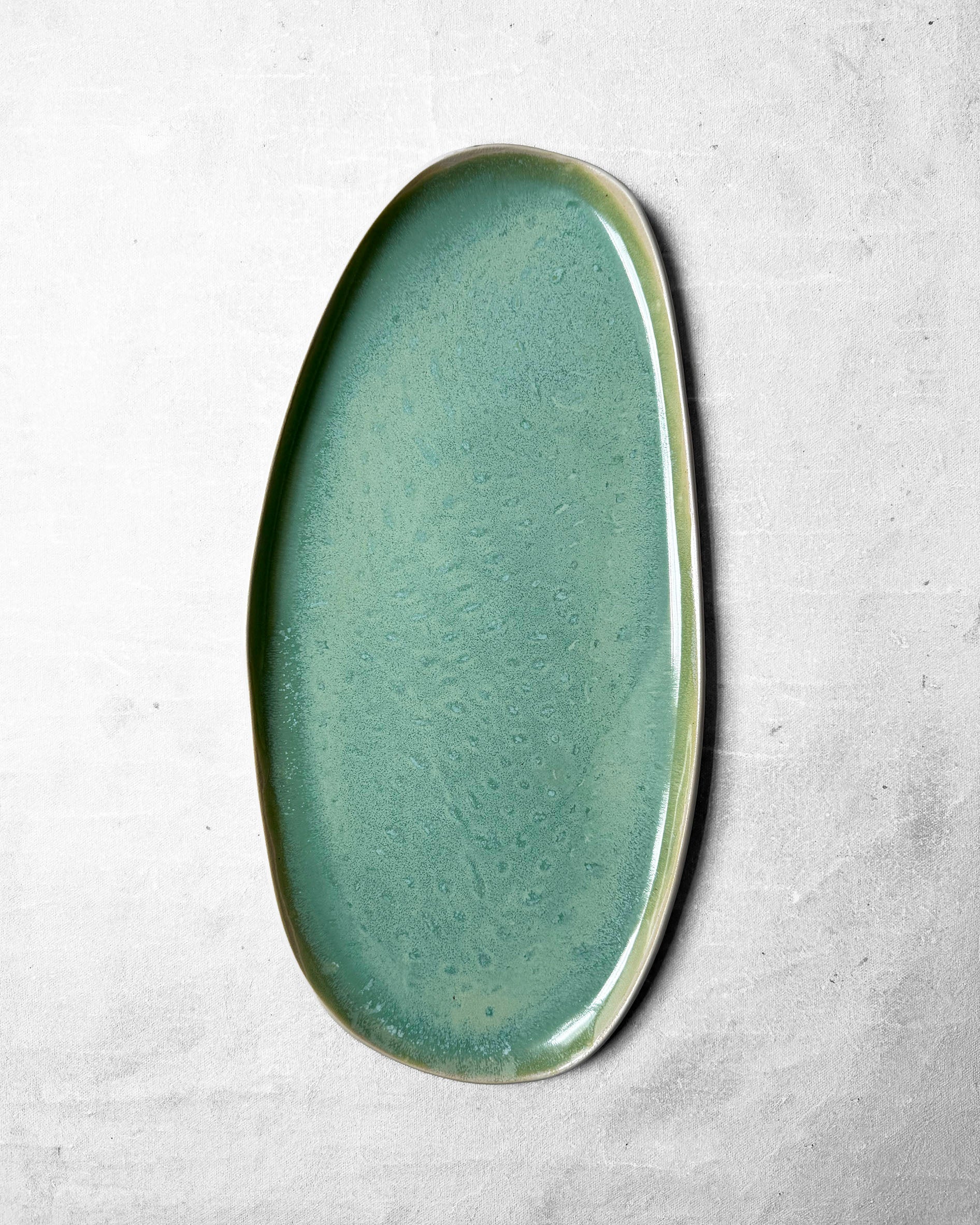 Large Serving Platter in Avo Green