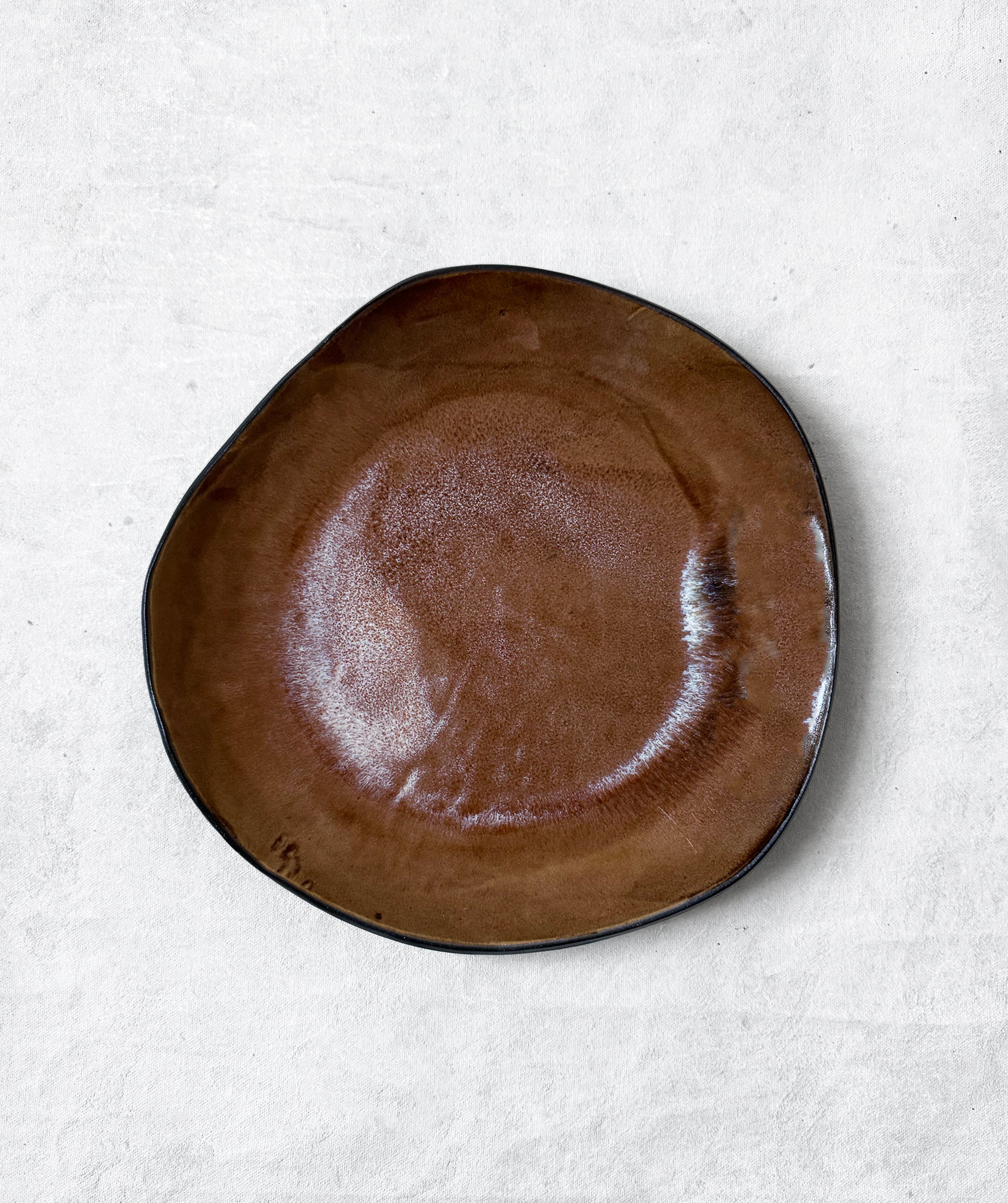 Dinner Plate in Chocolate