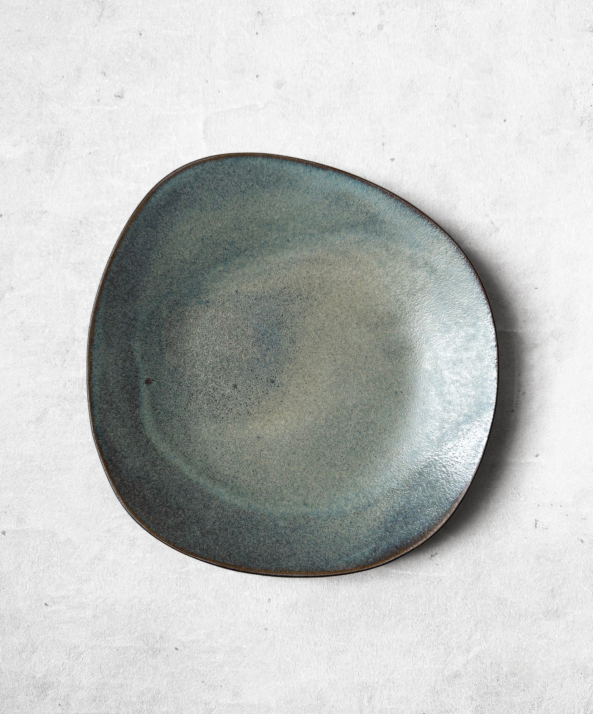 Dinner Plate in Moonstone