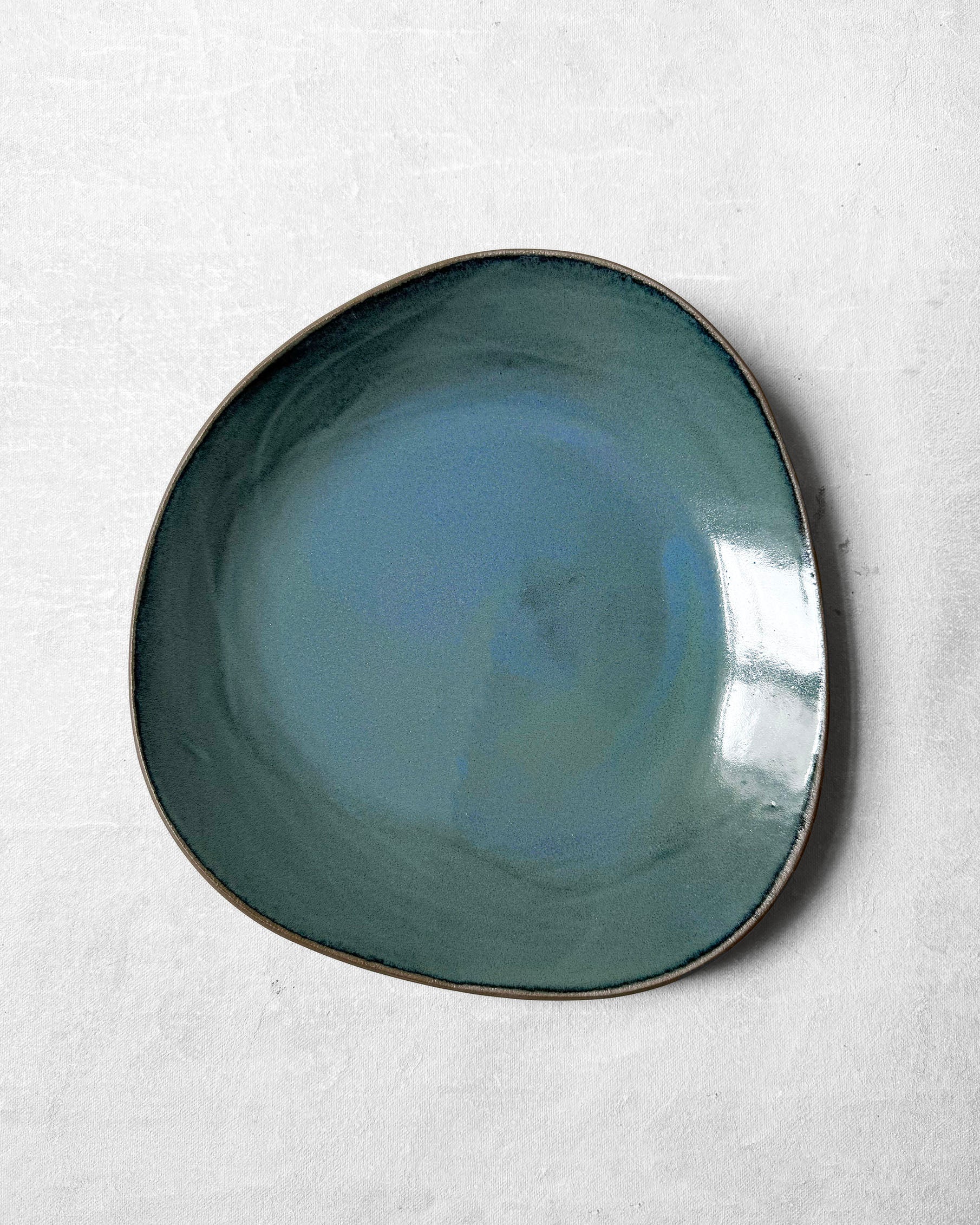 Dinner Plate in Moss
