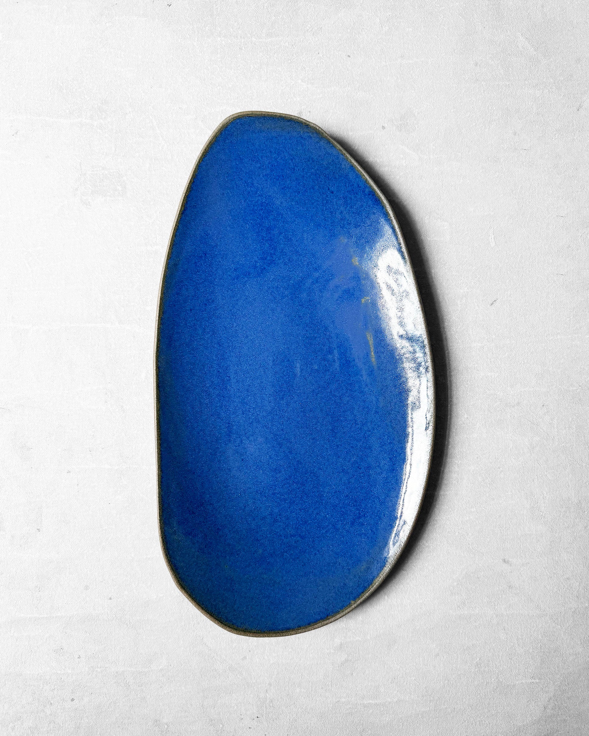Medium Serving Platter in Intense Cobalt