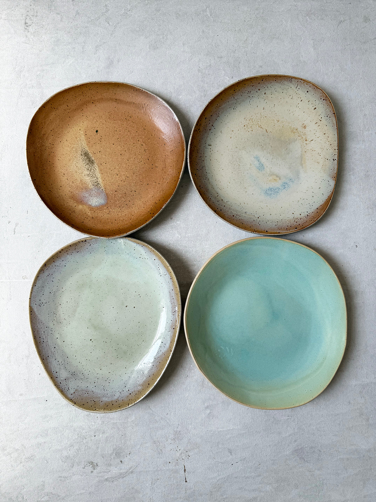 Dinner Plate in Avo Green