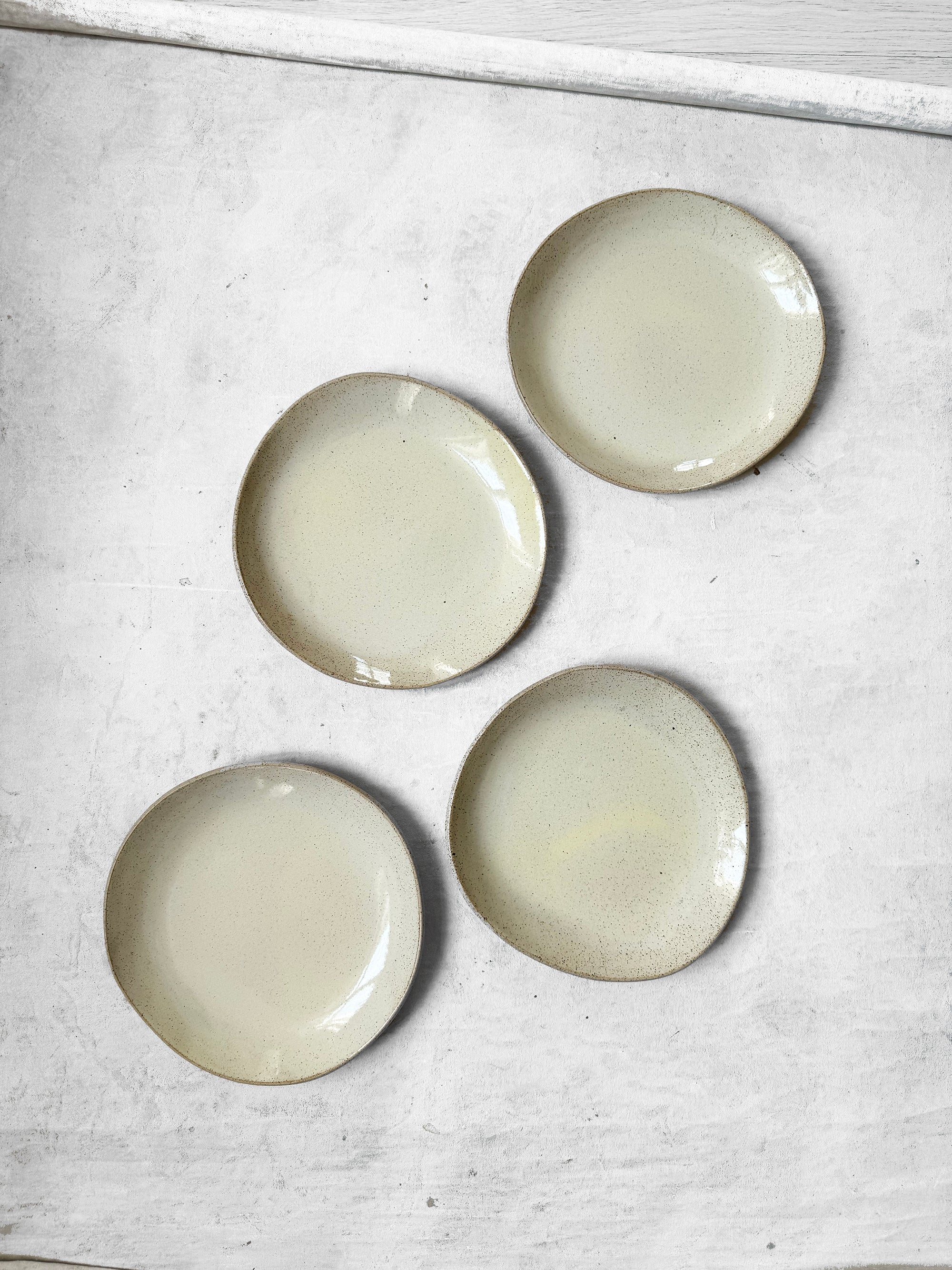 Everyday Plate in Butter Yellow
