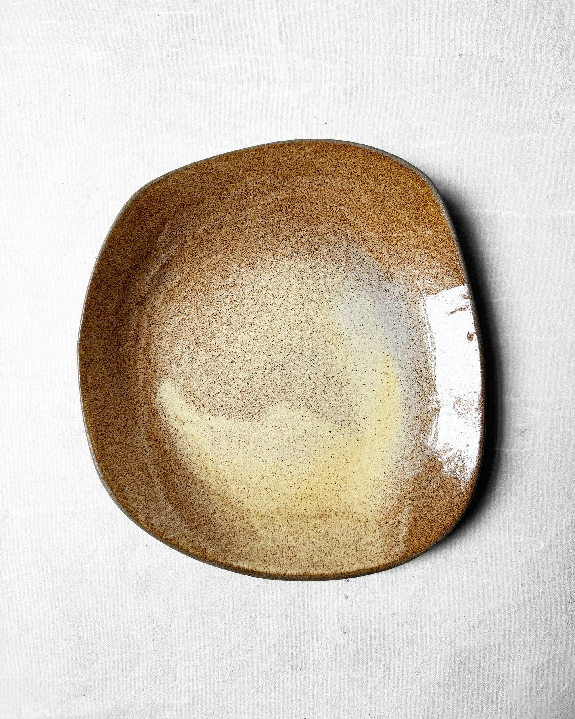 Dinner Plate in Sandy Yellow