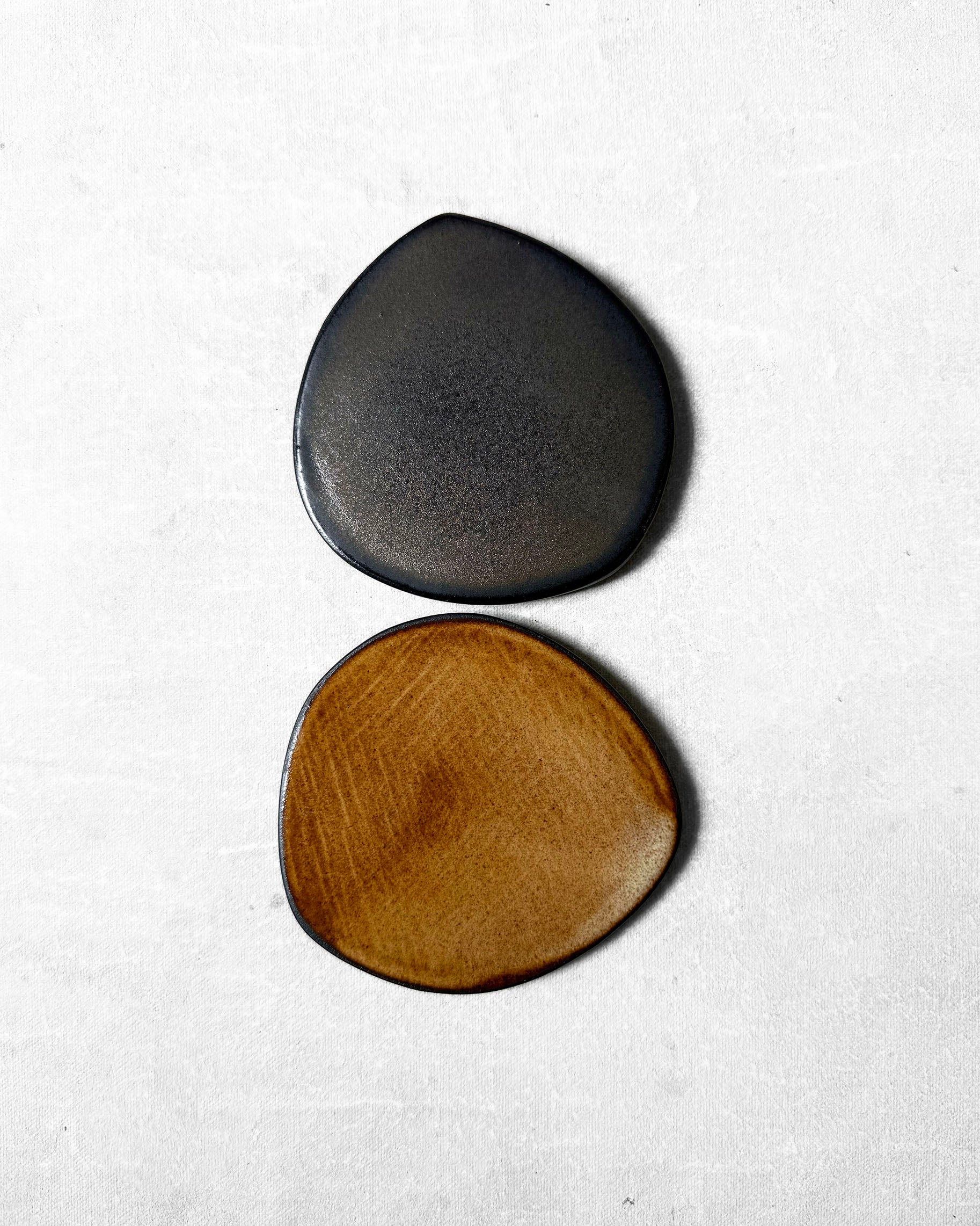 Coaster Set in Obsidian & Caramel