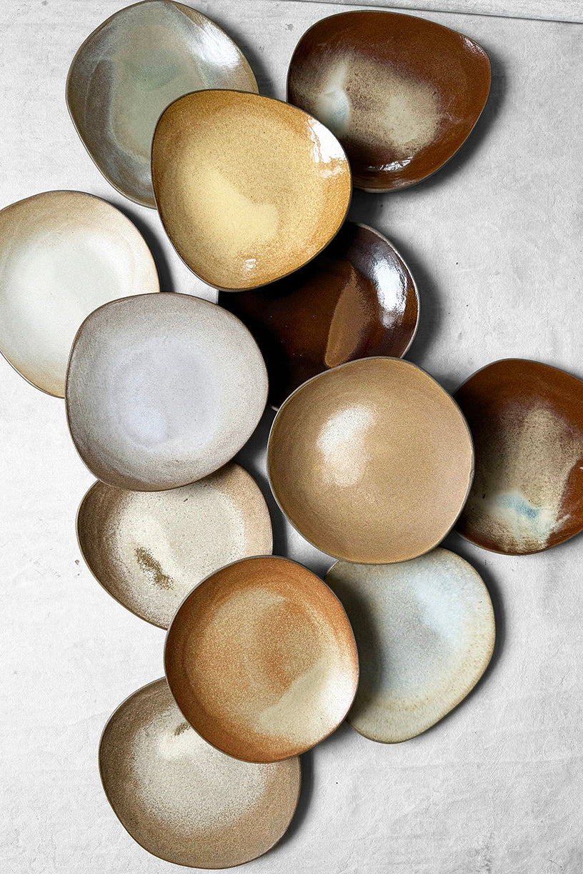 Dinner Plate in Toasted Almond