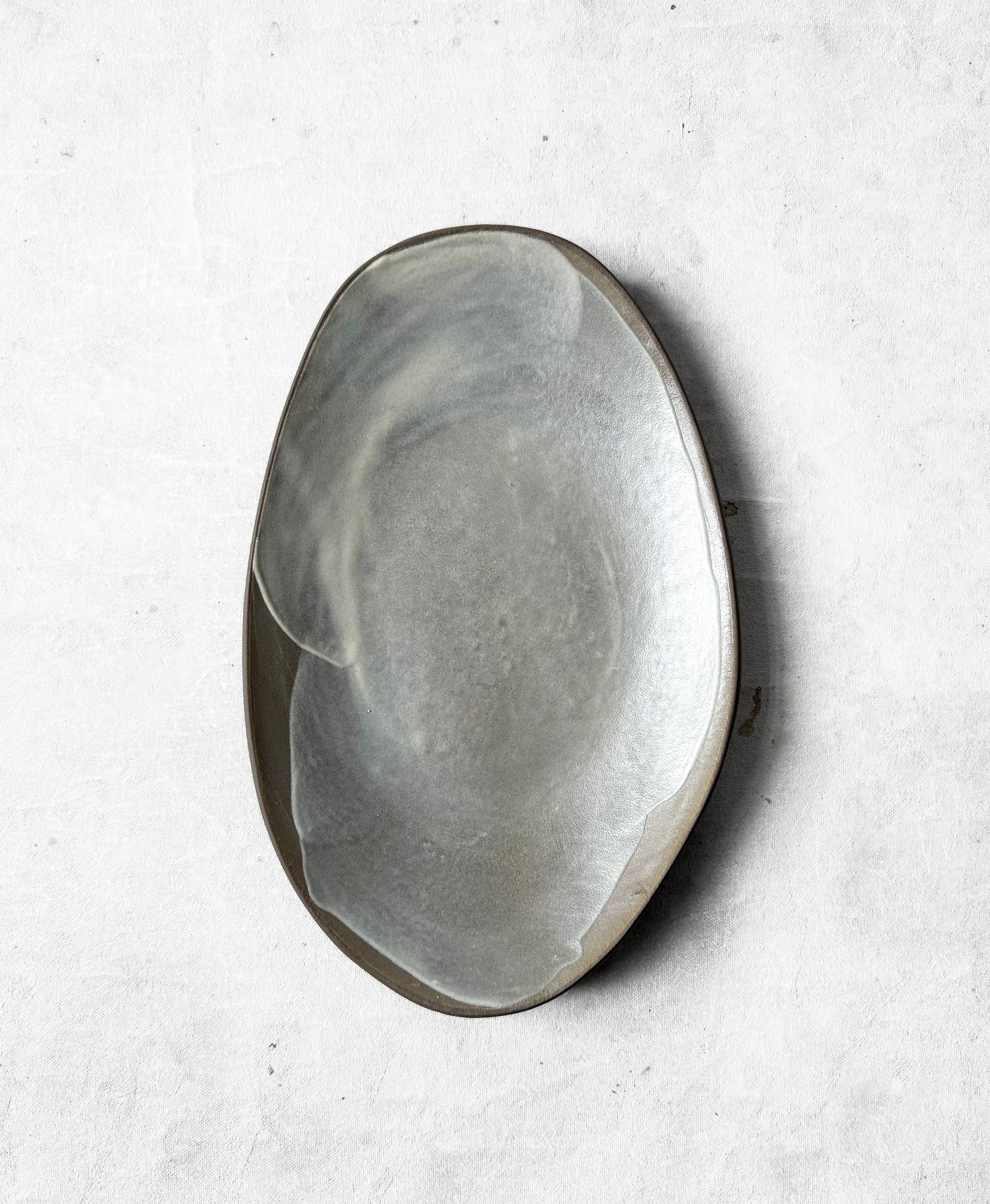 Medium Tray in Seashell White